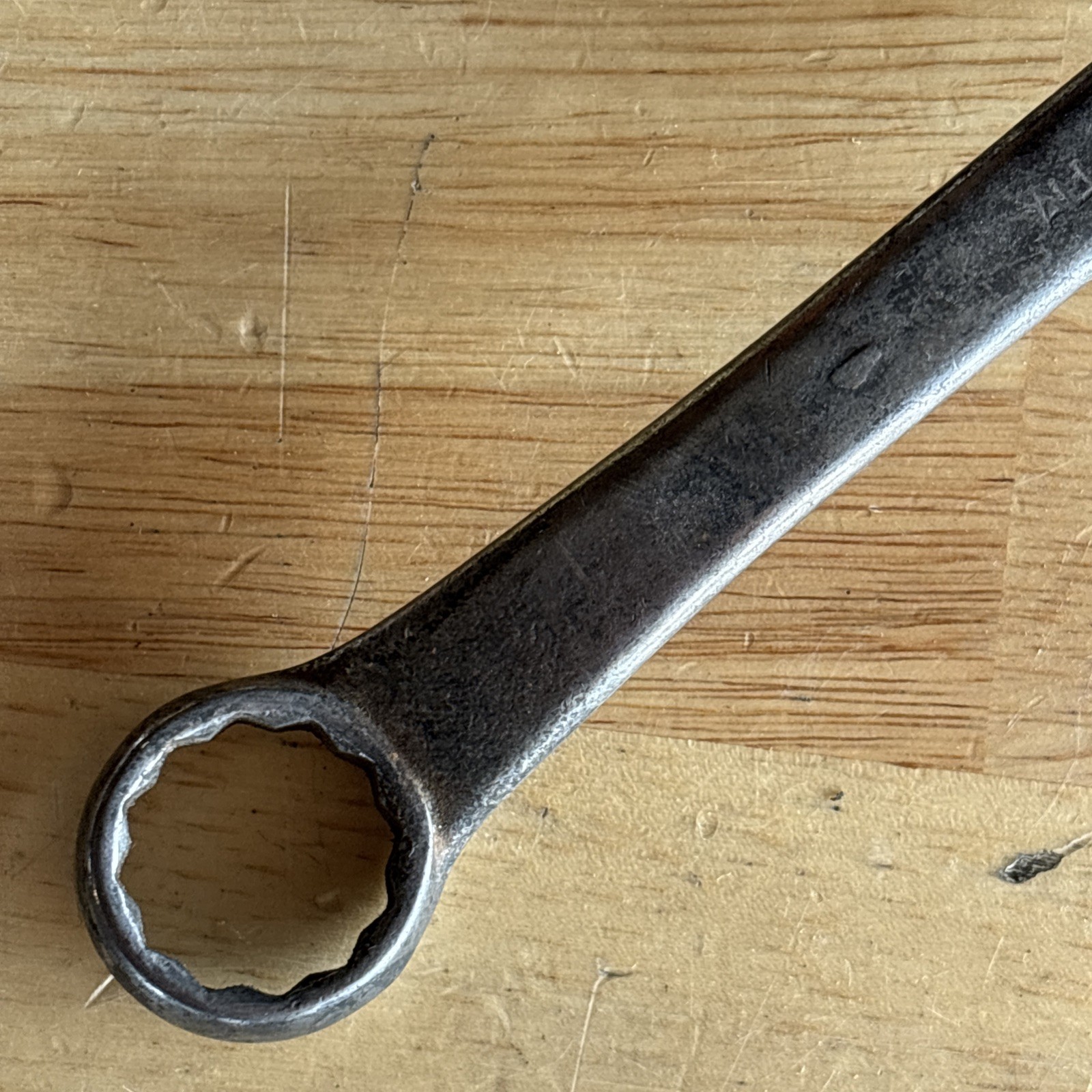 Vlchek Tools 5/8″ x 3/4″ Offset Double Box End Wrench 12 Point WBH2024 Vtg USA