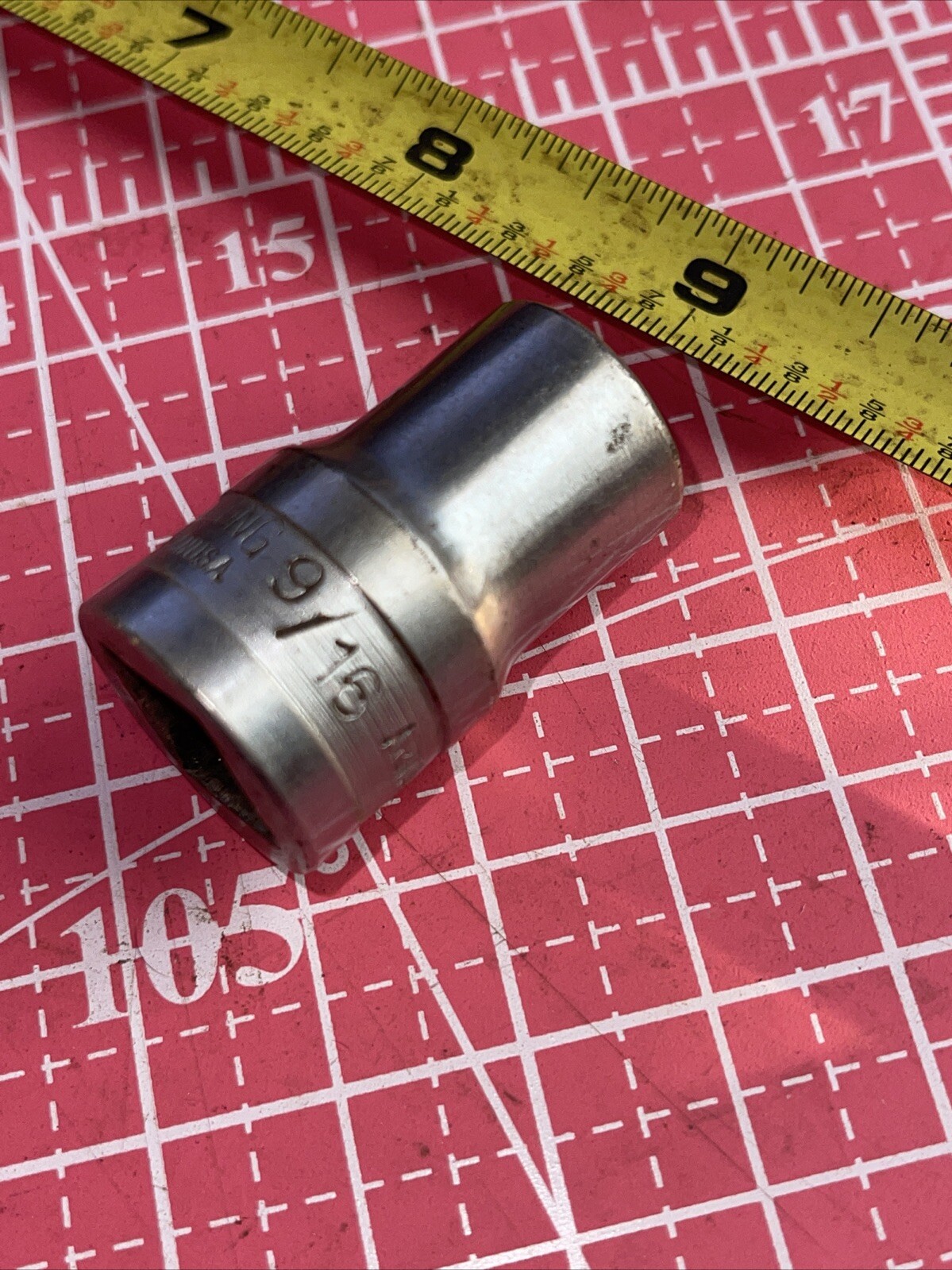 Vintage Armstrong USA ST1218 9/16 In SAE 1/2 Drive 12 Point Socket Armaloy