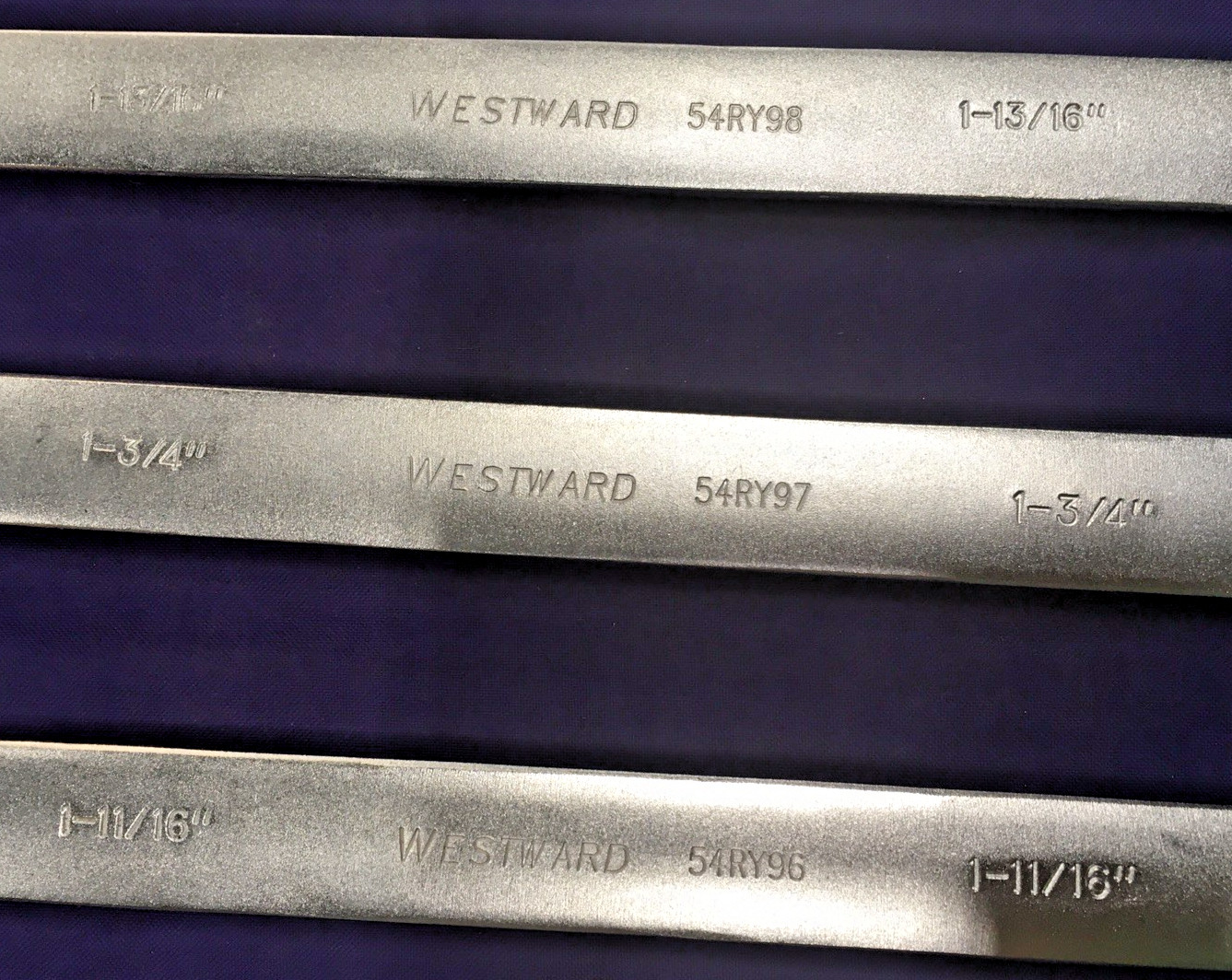Westward 54DG02 Ratcheting Wrenches Set of 10 20″-26″ w/ Canvas Storage Bag