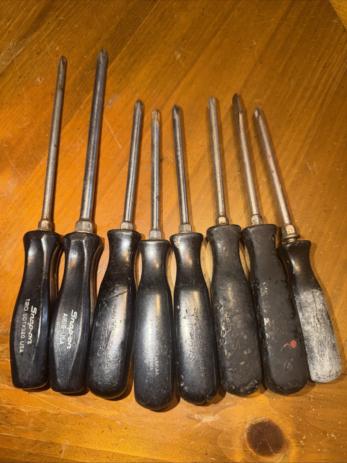Lot Of 8 Snap On Screwdrivers
