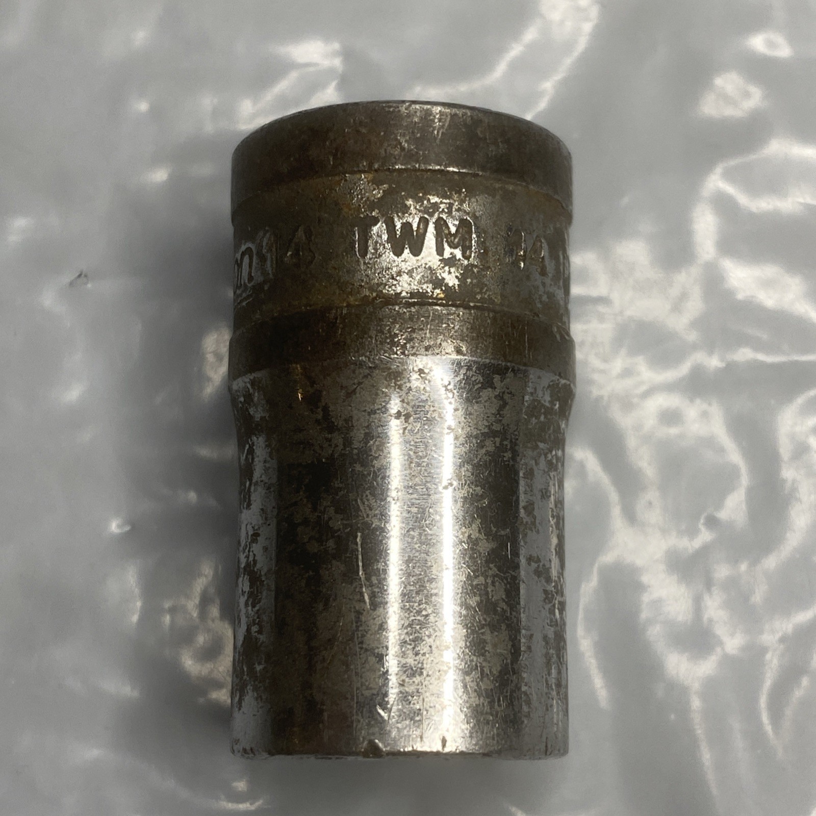 Snap-on Tools 1/2″ Drive 14mm Metric Shallow 6PT Chrome Socket TWM14 USA