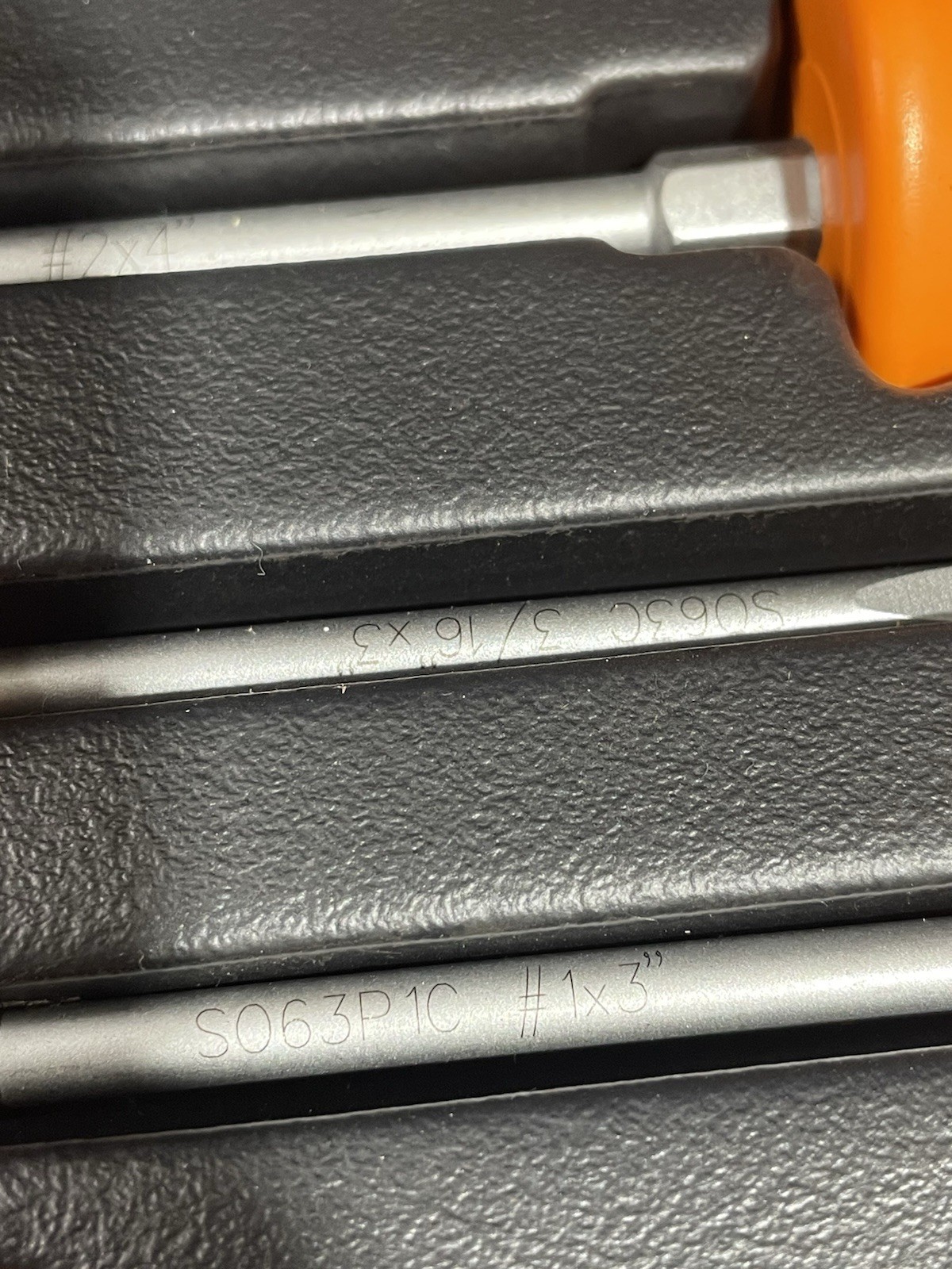 Matco SSO8C 8-Piece Screwdriver Set Orange Black w/ Tray