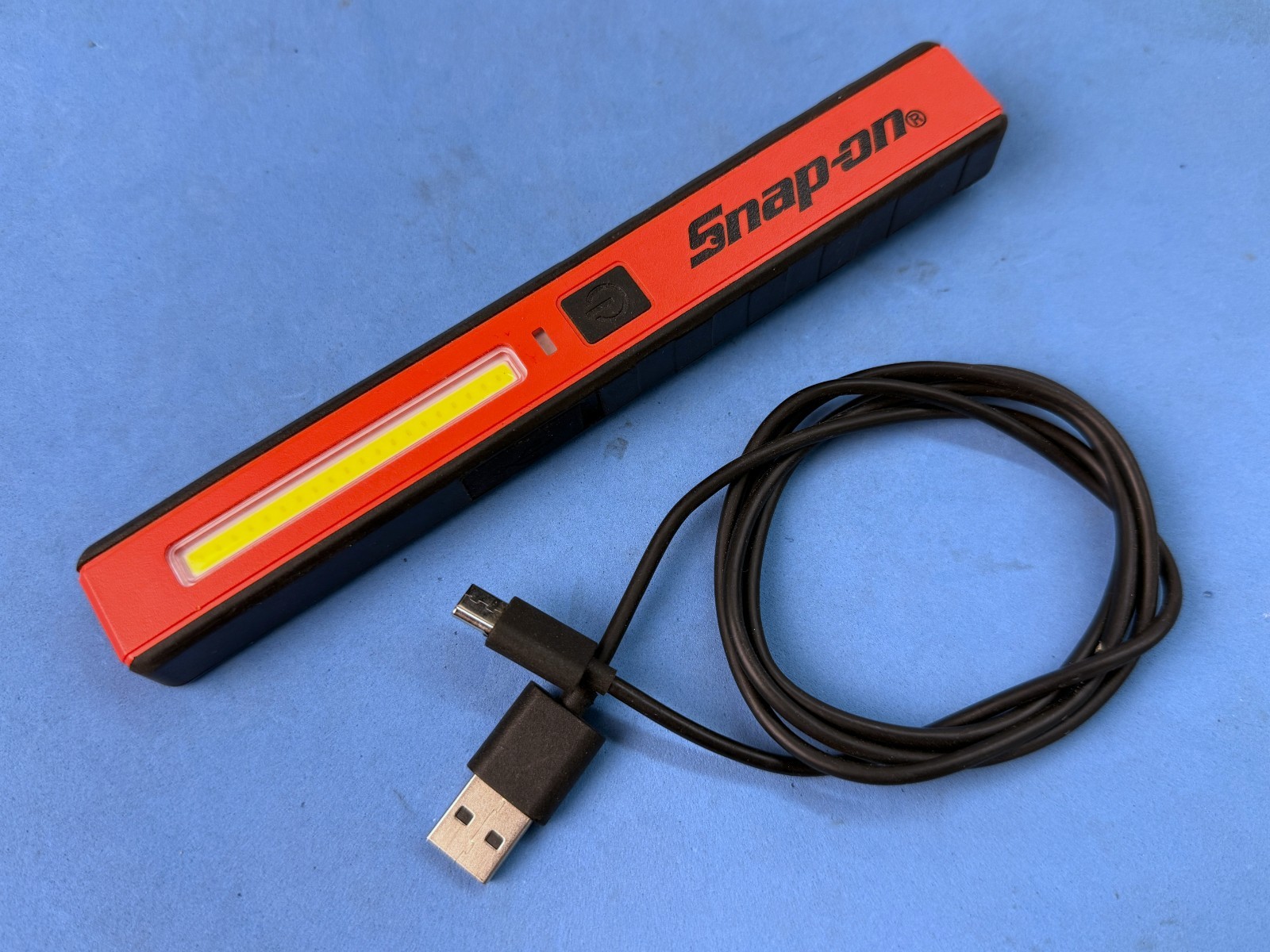 Snap on 300Lumen Rechargeable penlight pocket light with Clip & Magnet ECPNF038
