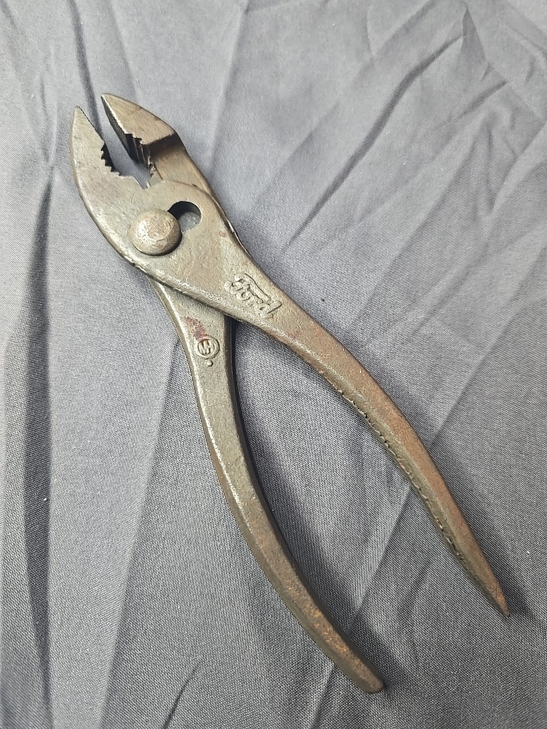 RARE VINTAGE 1933-34 FORD MH 6.5″ SLIP JOINT PLIERS FACTORY