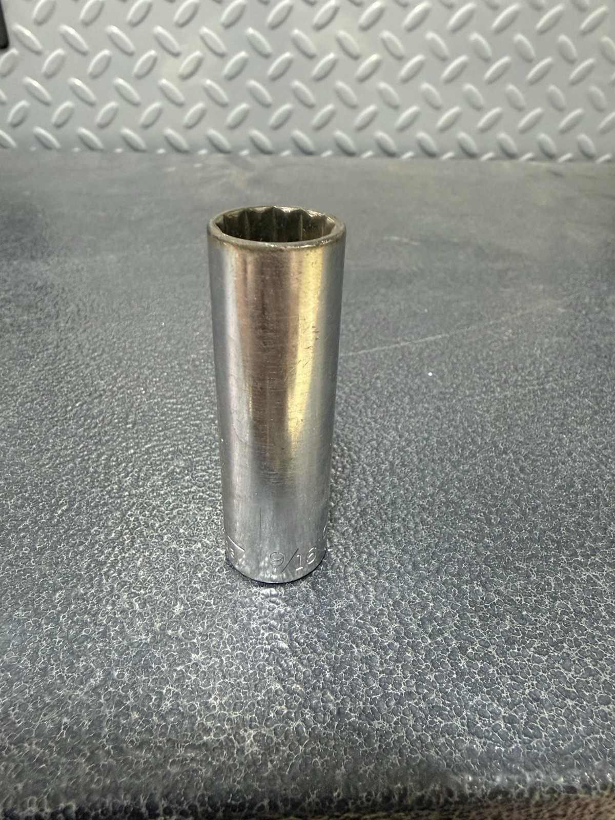 Vtg 9/16″ Craftsman VV-Series PN 43313 – 3/8 Drive 12-Point Deep Socket USA Made