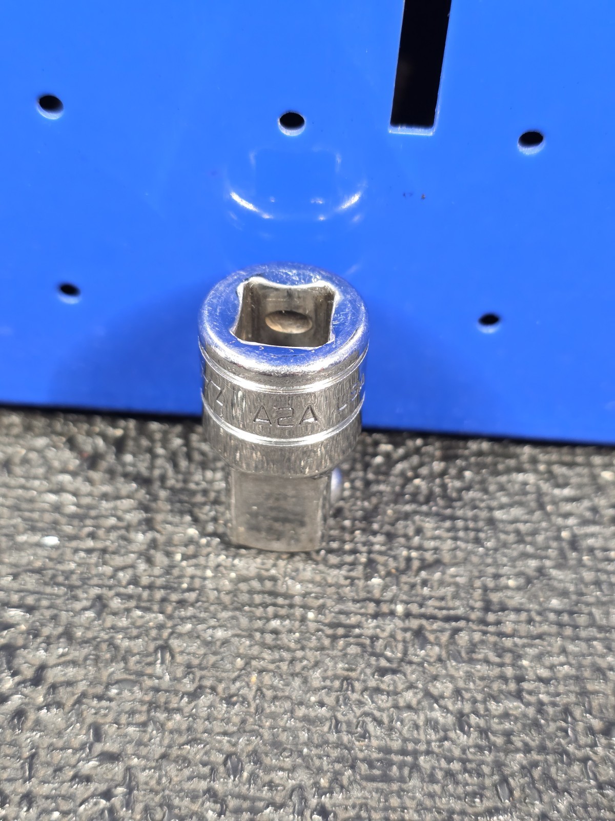Snap-on Tools A2A 3/8″ F – 1/2″ M Drive Chrome Adapter Extension Socket