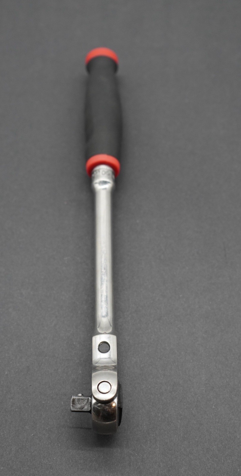 Snap On Ratchet 3/8” Drive Round Head Swivel Soft Grip Handle ( Red ) FHNF100