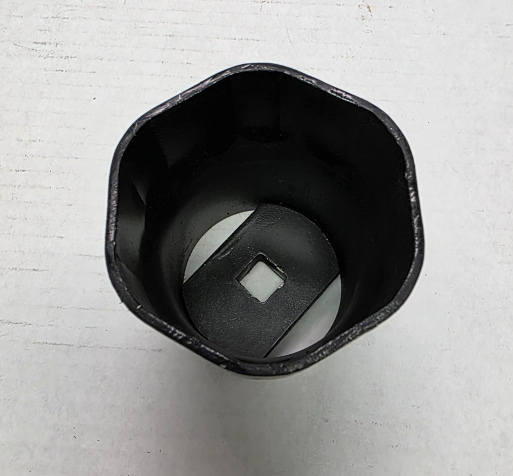 205-348 Wheel Bearing Locknut Socket (2-1/2″ Round Hex)