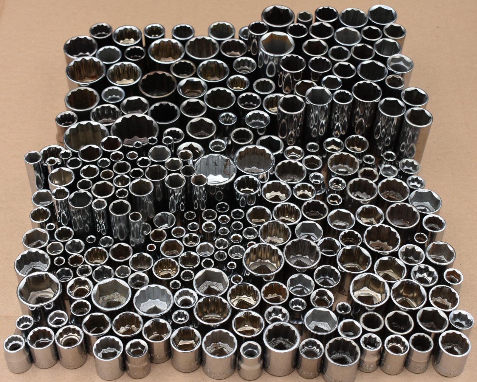 CRAFTSMAN CHROME SOCKET LOT OF 250, 1/4″, 3/8″, 1/2″ DRIVE, 6-POINT & 12-POINT