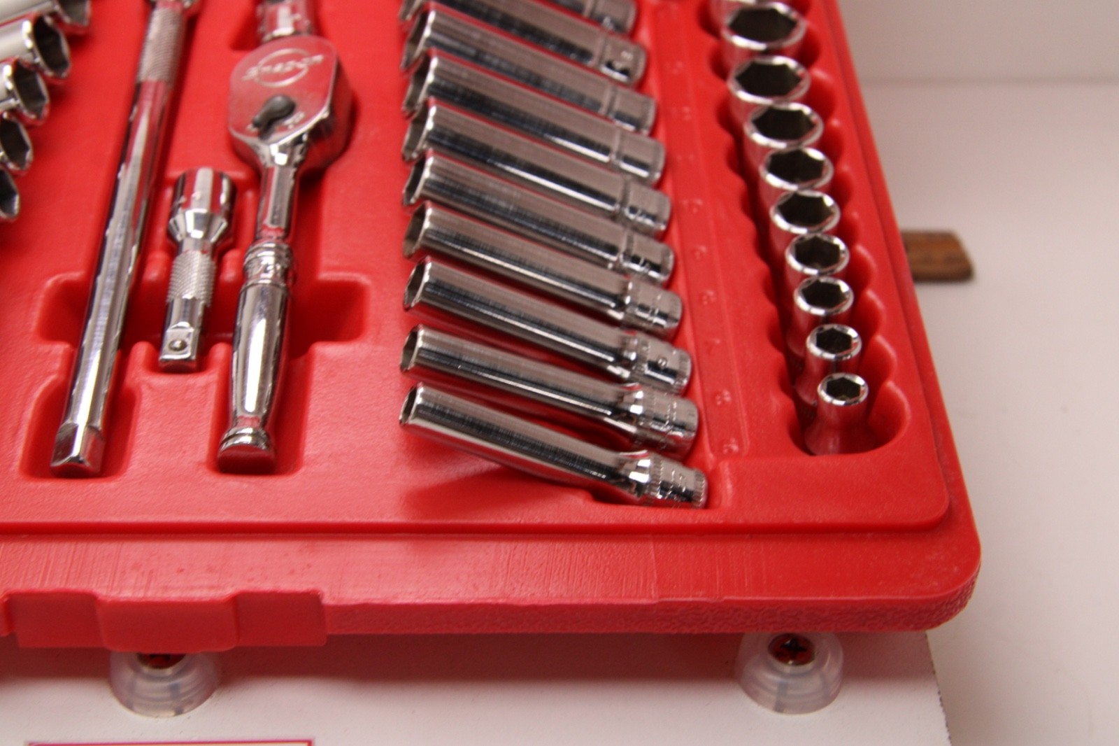 Snap-on 144TMPB 44 Piece 1/4″ Drive 6-Point Metric/ SAE General Service Set USA