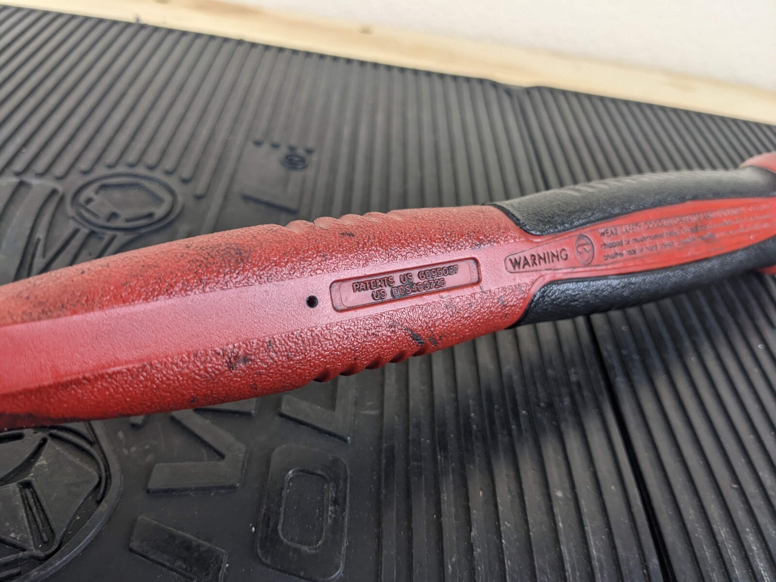 #at919 Snap-On HBFE48 Dead Blow 48-Ounce Soft Grip Hammer RED