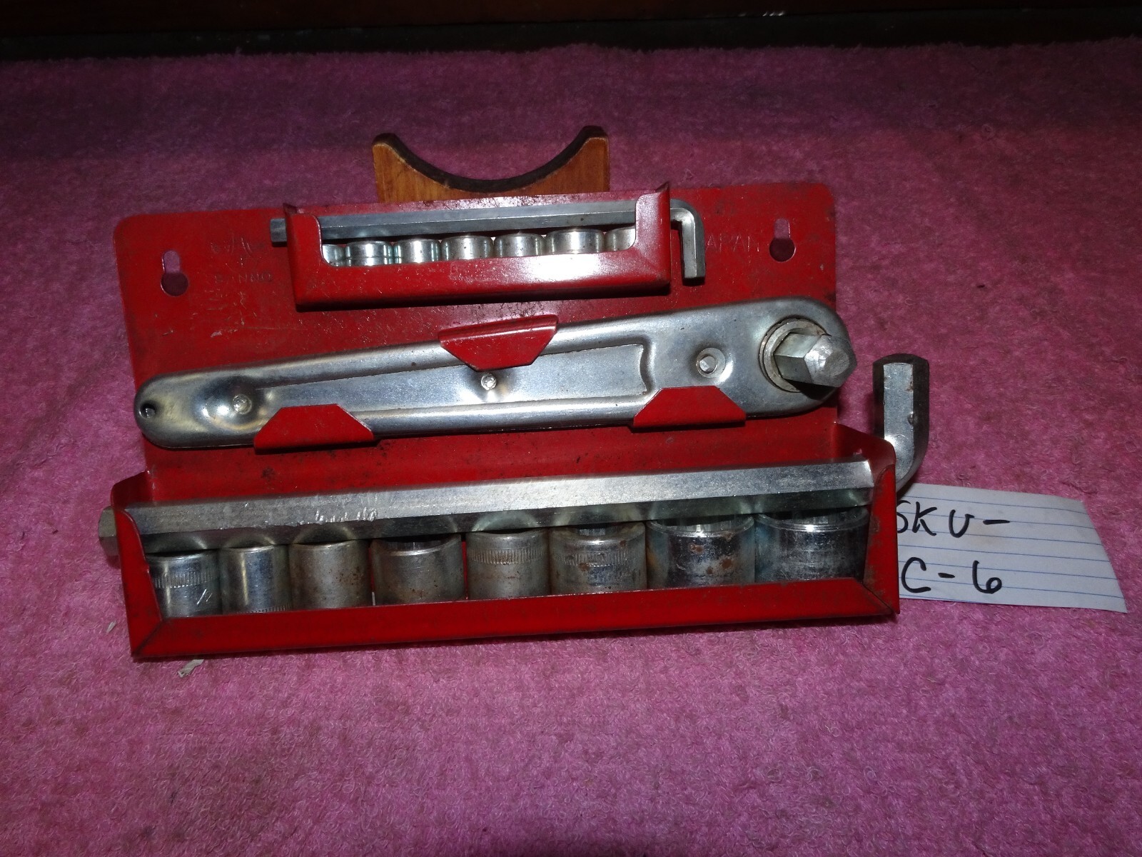 Vintage MFG.Japan 17piece Socket Set w/ Hang-Up Metal Carry Tray