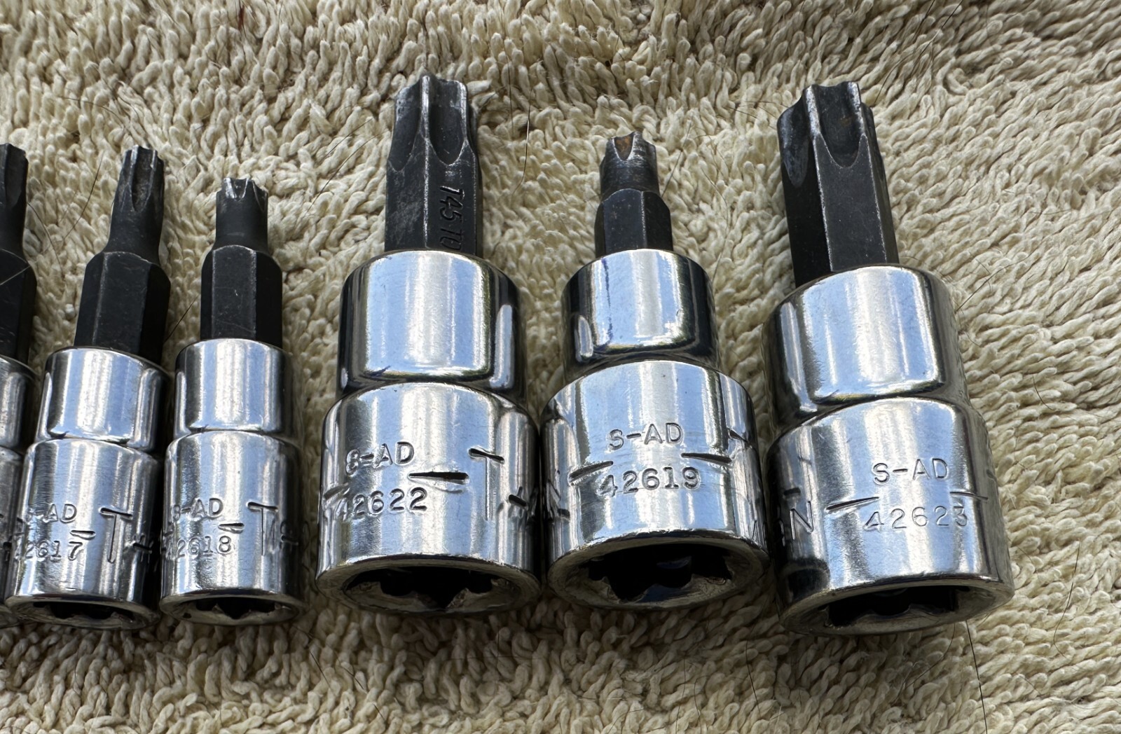 CRAFTSMAN TAMPER PROOF TROX BIT SET AS PICTURED AND DESCRIBED NO. 9-42614-INCOMP