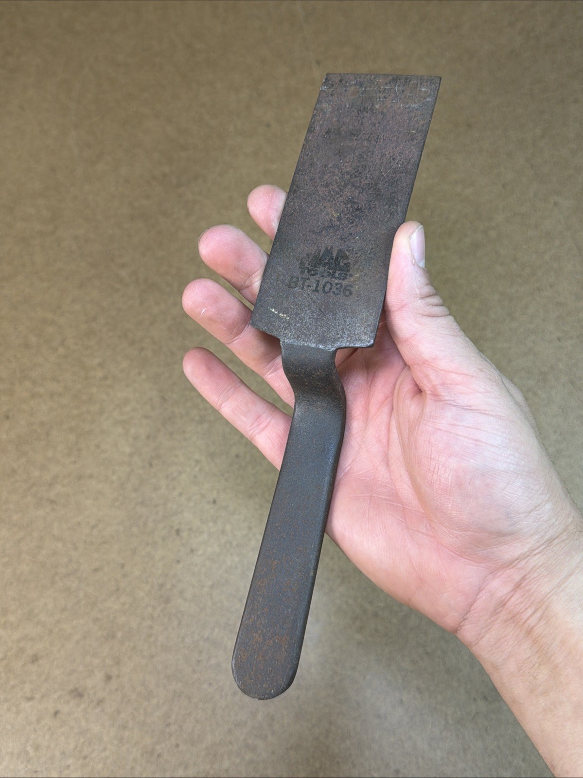 Mac Tools BT-1036 Light Dinging Body Spoon Used Rusted