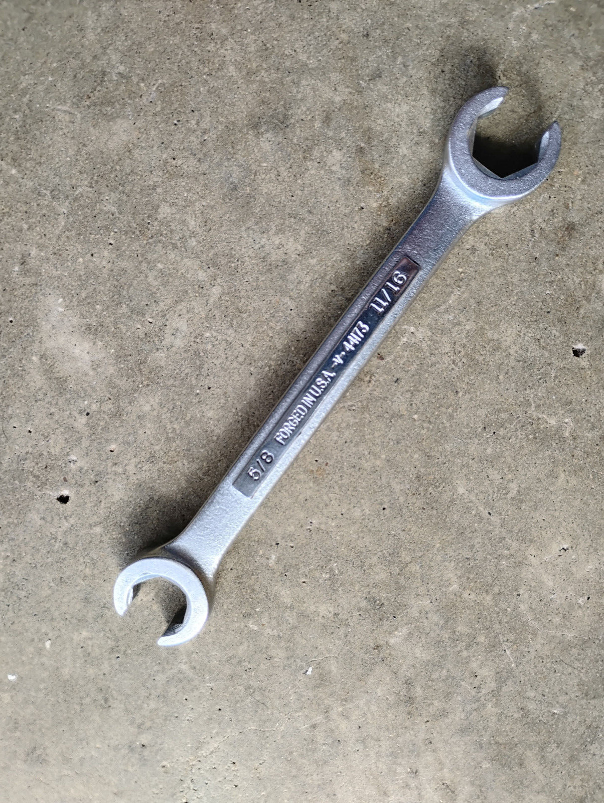 Craftsman USA 44173 Flare Nut Wrench 5/8″ x 11/16″ SAE, -V- Series