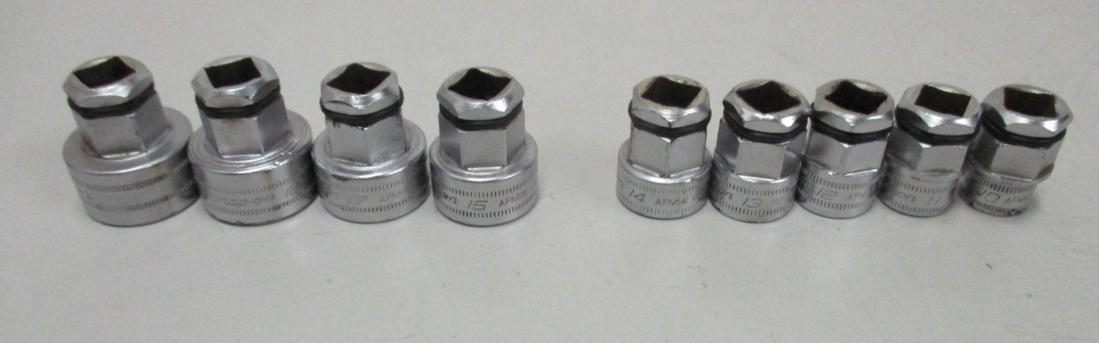 9pc Snap-on 3/8″ Drive 6 Point Metric Pass Thru Socket Set 19mm thru 10mm