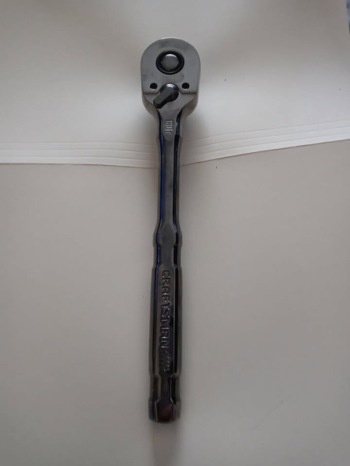 New Craftsman CMMT82113 1/2″ Dr Gunmetal Chrome 180 Tooth Quick Release Ratchet