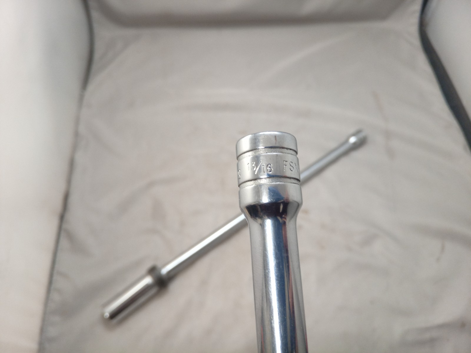 2 Snap-On Spark Plug Socket on Swivel Mounts FSX 1220 & 626 5/8″ & 13/16″