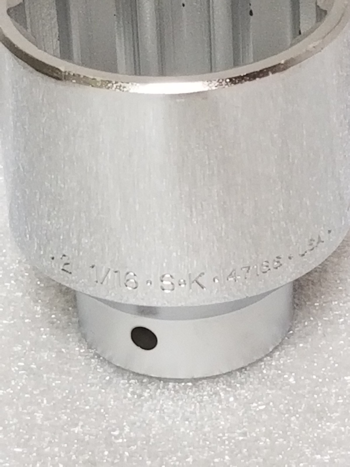 S-K 47166 Standard Socket 3/4″ Drive 12-Pt 2-1/16 inch SuperKrome Made in USA