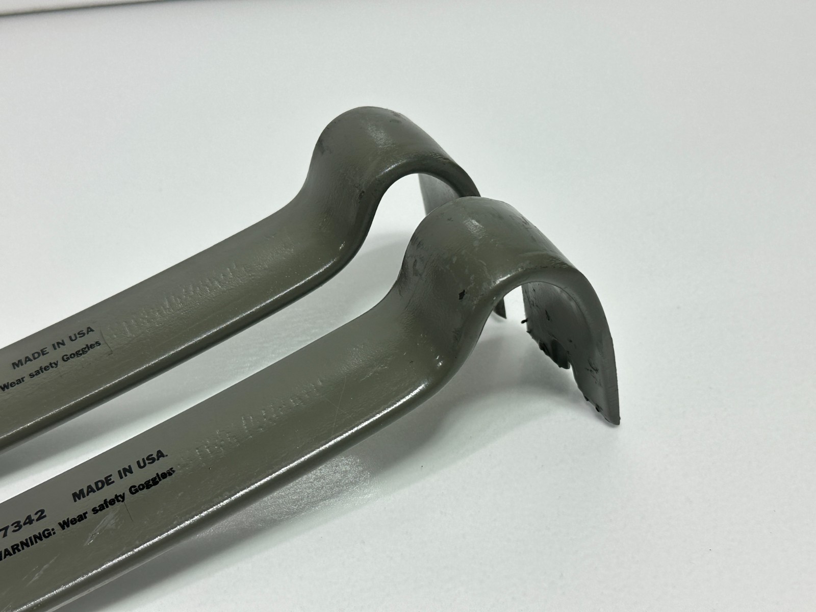 Sears Craftsman USA Made (NOS) 13.5″ Hook Pry Bar Nail Puller Wrecking Bar Pair
