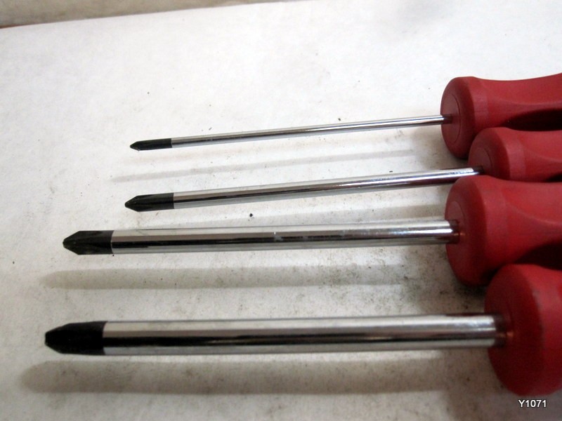 #0,1,2,3 Phillips Hard Handle Screwdriver DSP31000-DSP31003 tekton