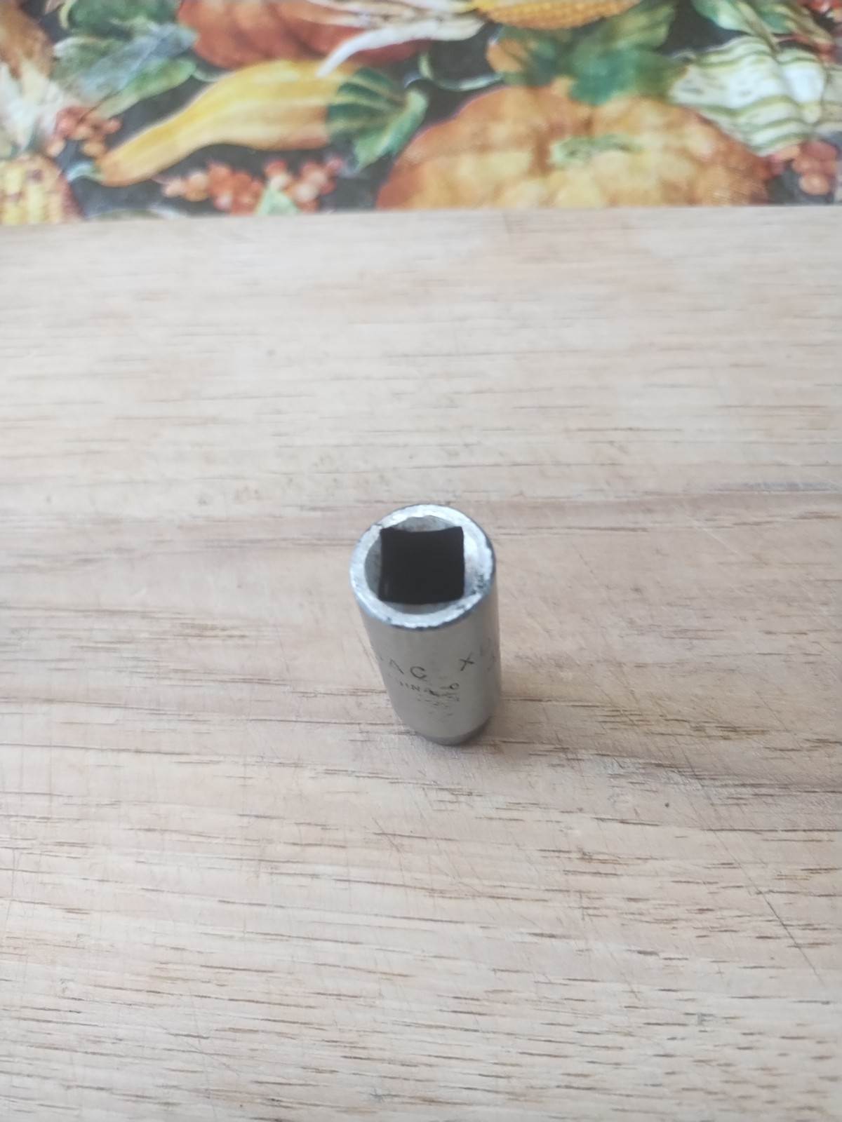 Mac Tools 3/8″ Semi Deep Socket. 3/8″ Drive, 6 Point. Part # XD126