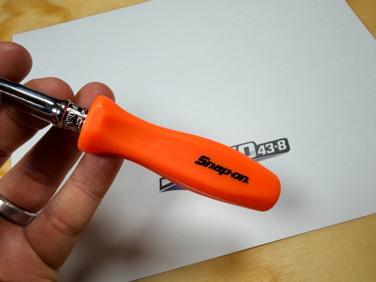 Snap-on Tools NEW ORANGE 1/4″ Hex Hard Grip Swivel Head Bit Ratchet THNFDM72O