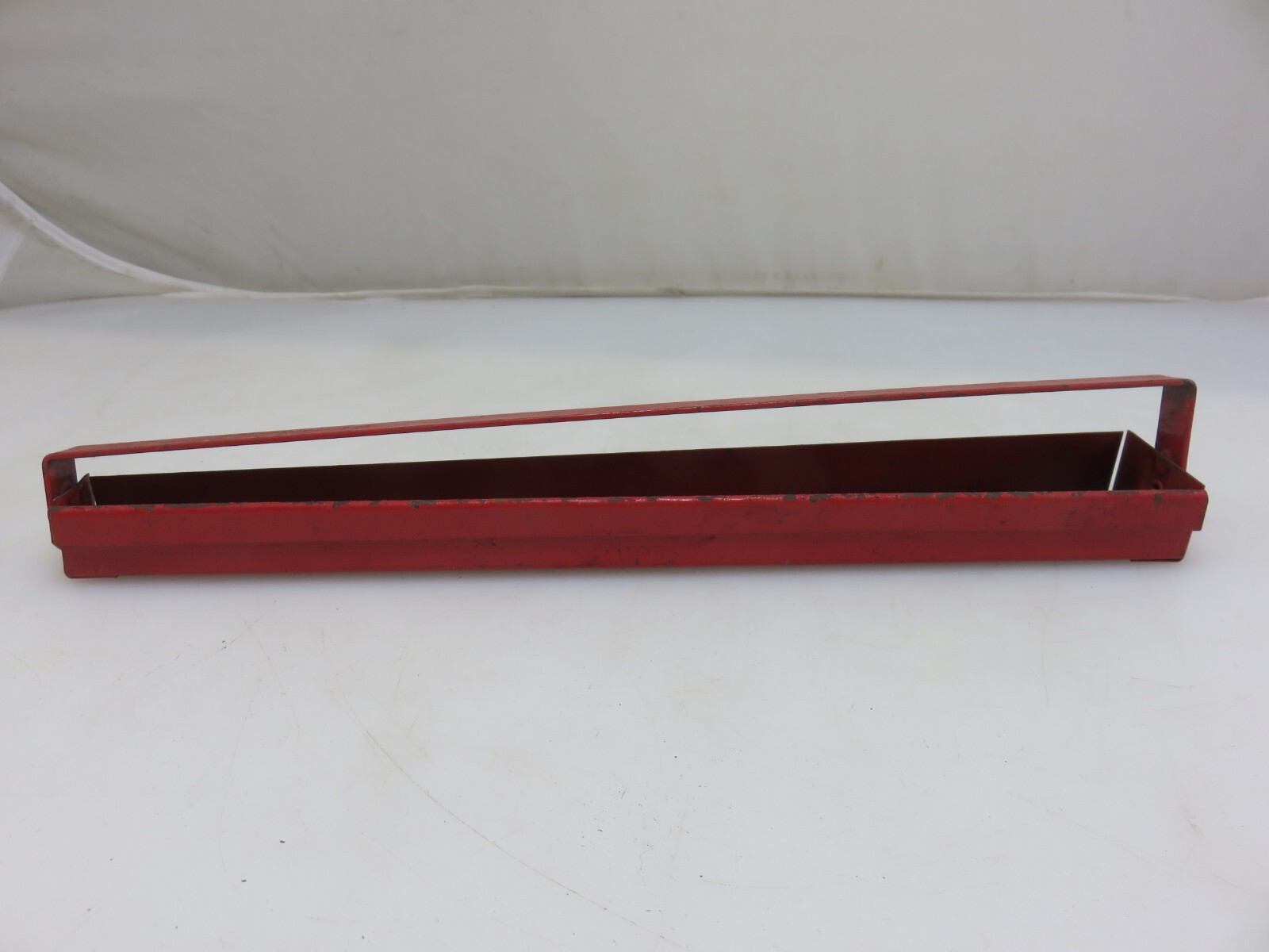 Mac XT-18 Hang-On Socket Caddy Tray Holder RED For 3/8″ Dr. Short Socket Set