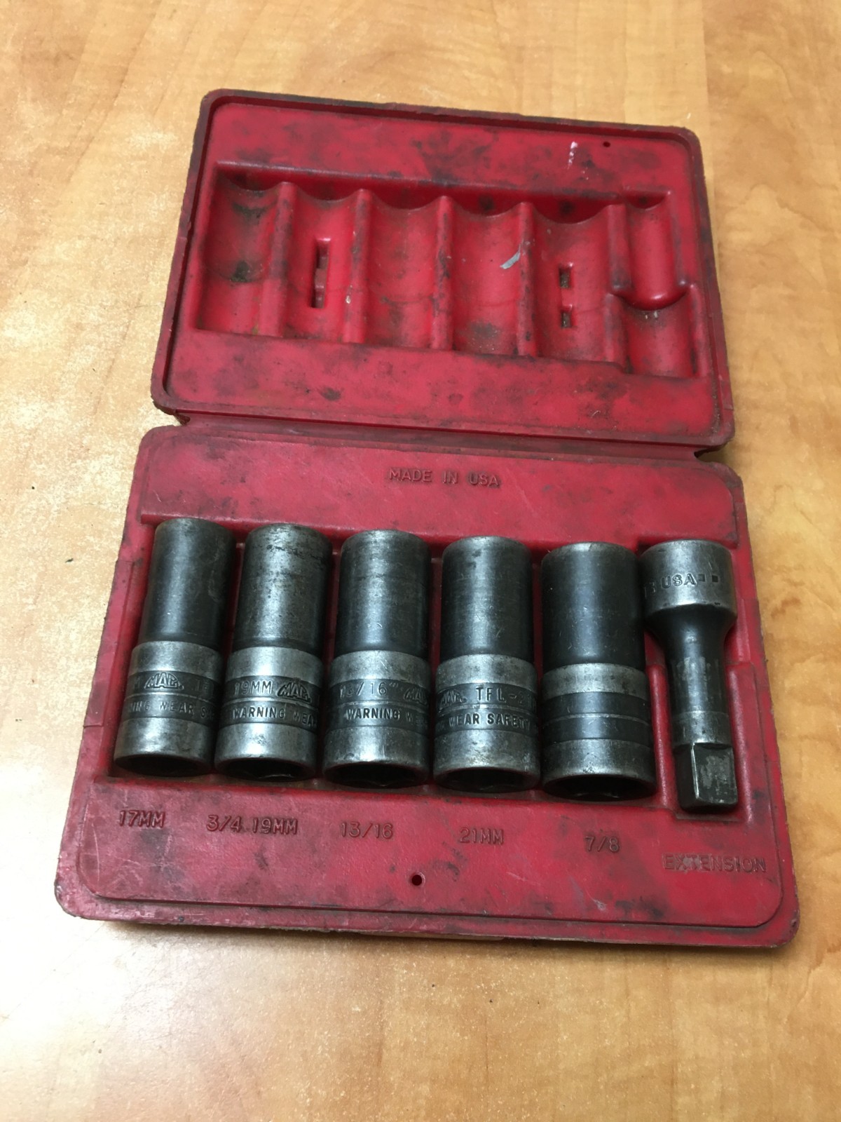 Mac Tools TFL6 6 Piece Thin Thick Wall Lug Nut Flip Socket Set With Case