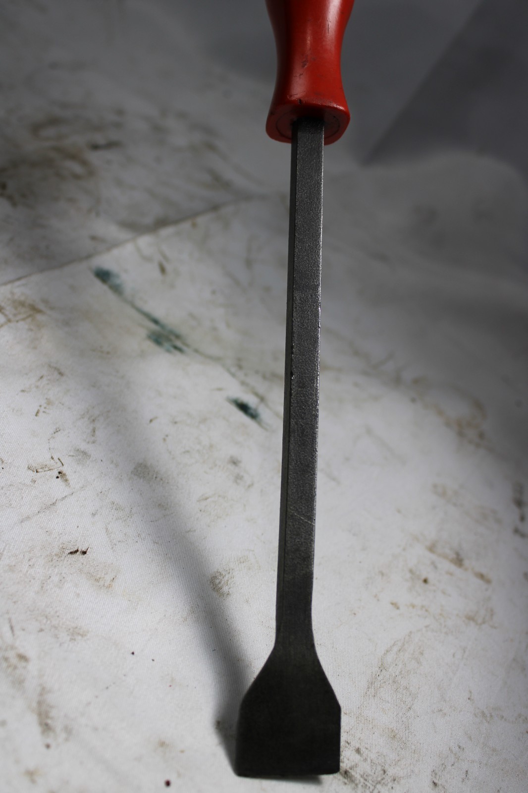 MAC TOOLS SP16A, GASKET/CARBON SCRAPER, 11″ L., 1″ W. BLADE.
