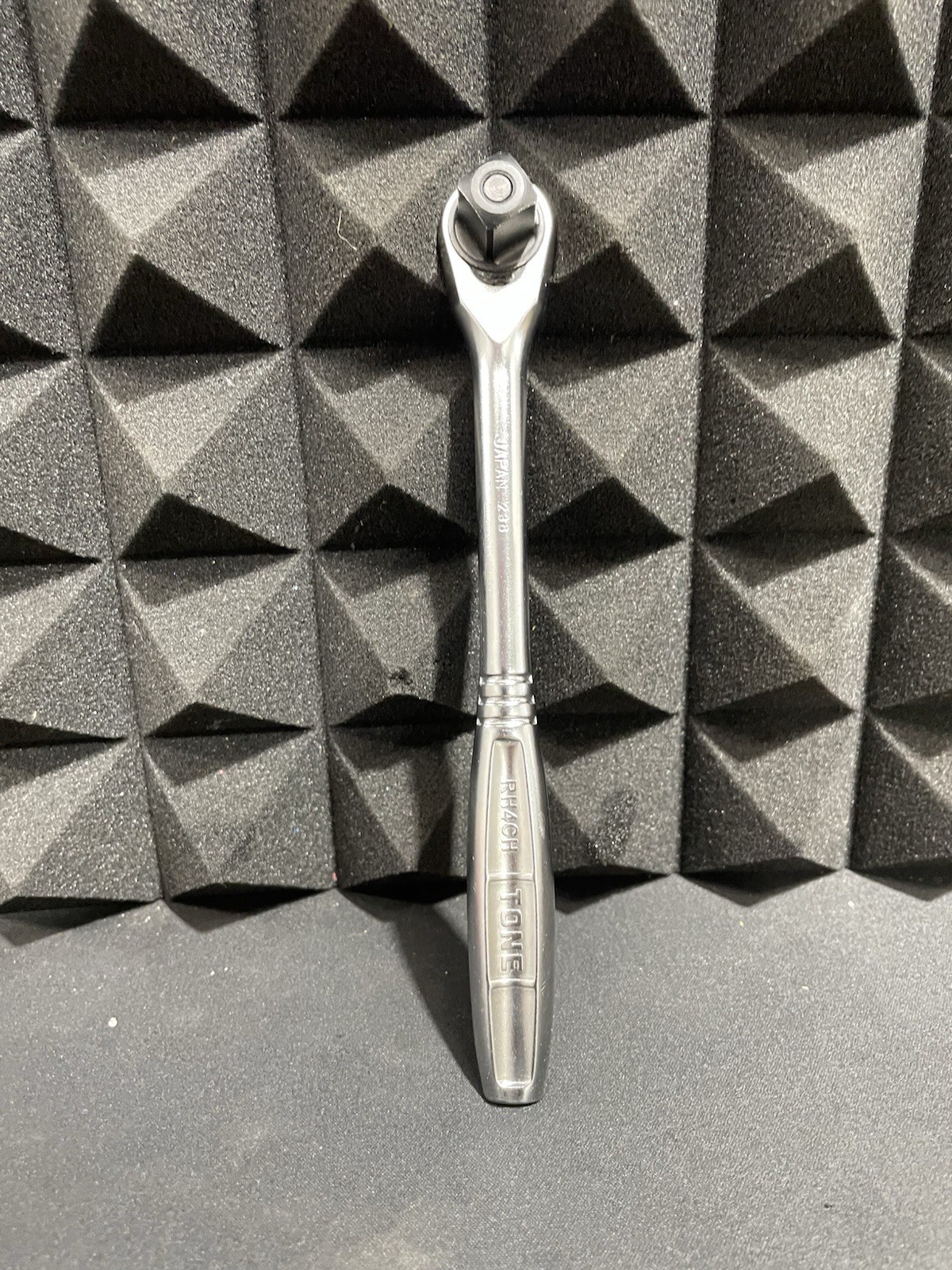Tone RH4CH 1/2 Drive Compact Ratchet Quick Release Japan
