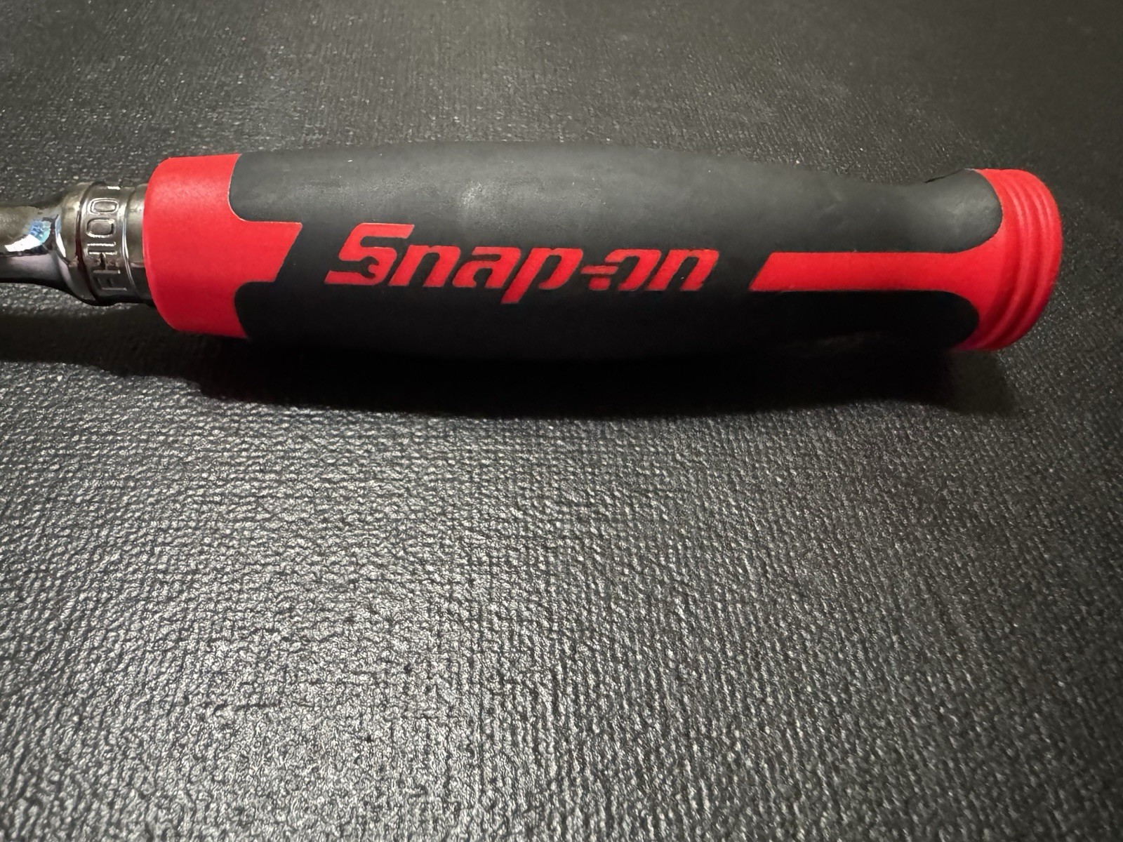 NEW RED 3/8″ Drive Cynergy™ Soft Grip Ratchet FH100