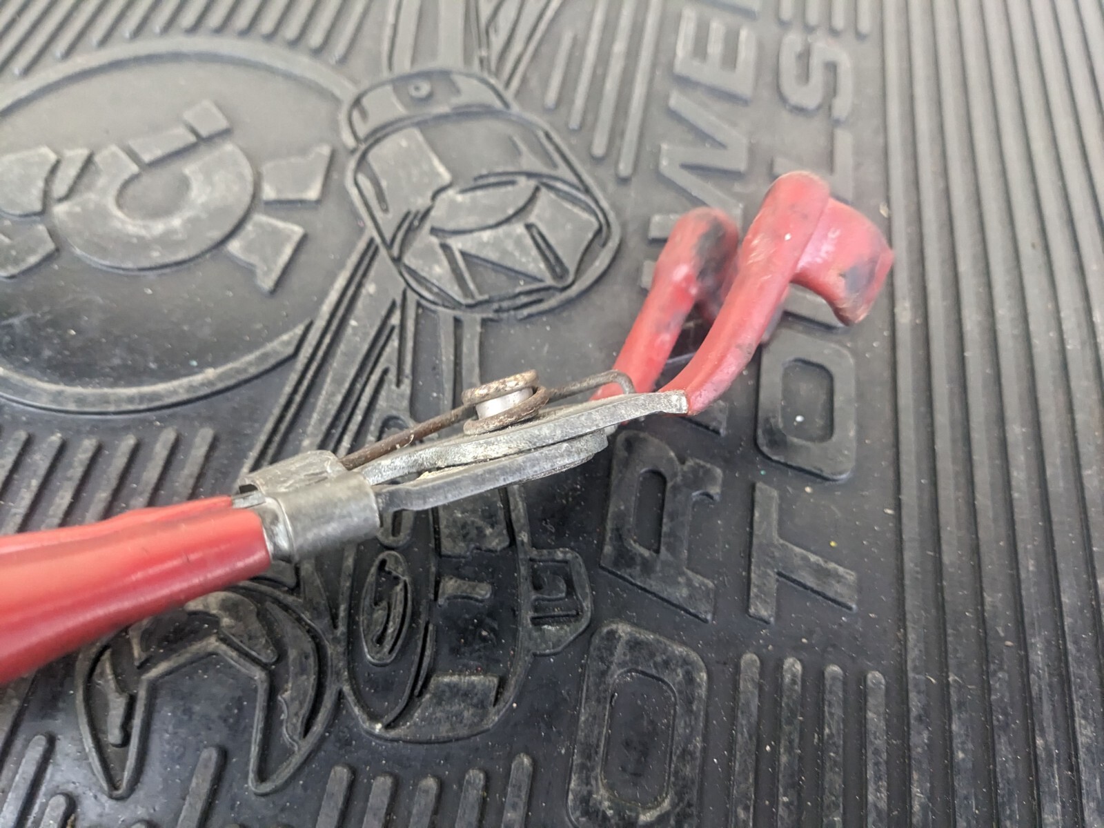 #az358 Matco Tools Spark Plug Boot Terminal Wire Puller SP824 USA