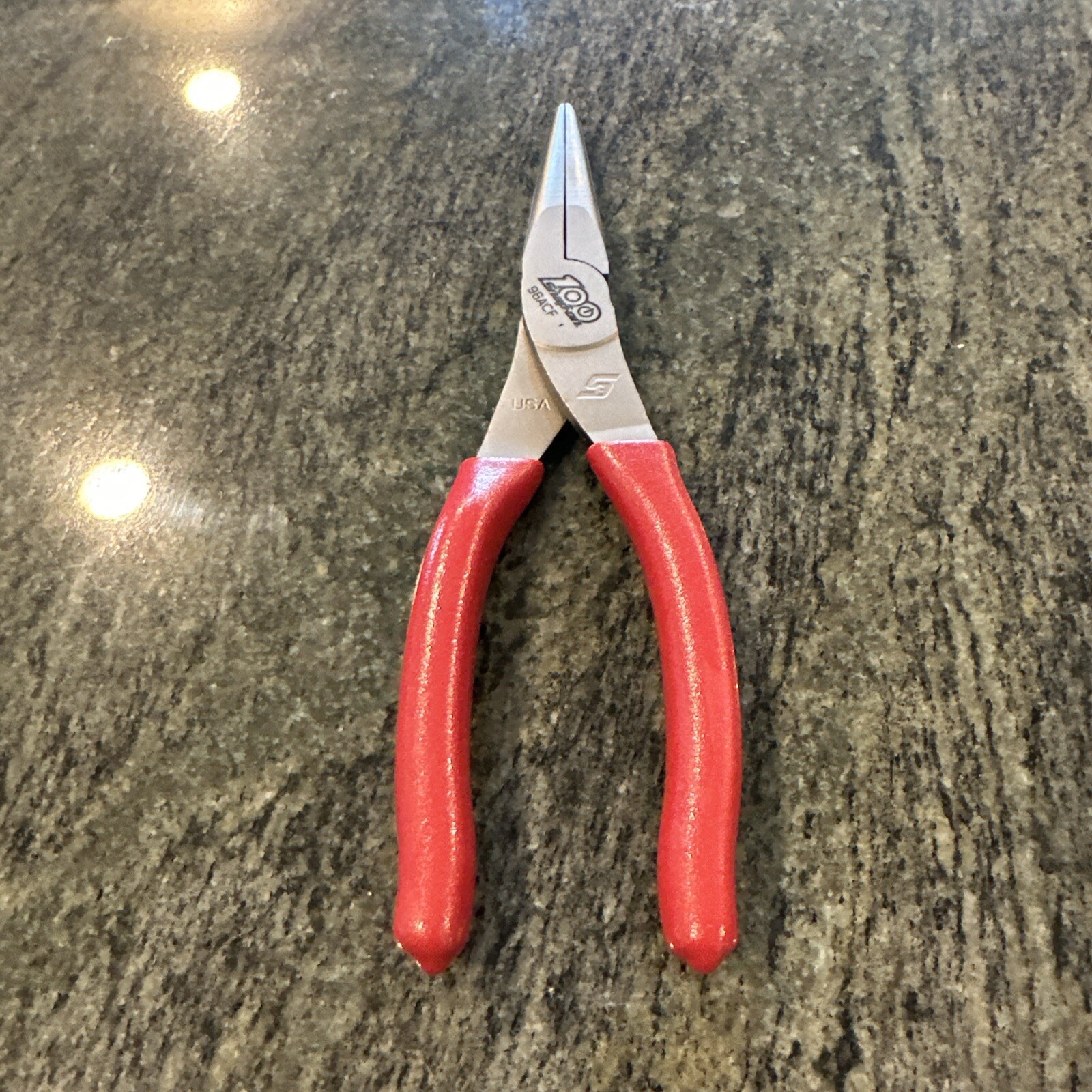 Snap-On 96acf100mr 8″ talon grip needle nose pliers 100 year in pearl red