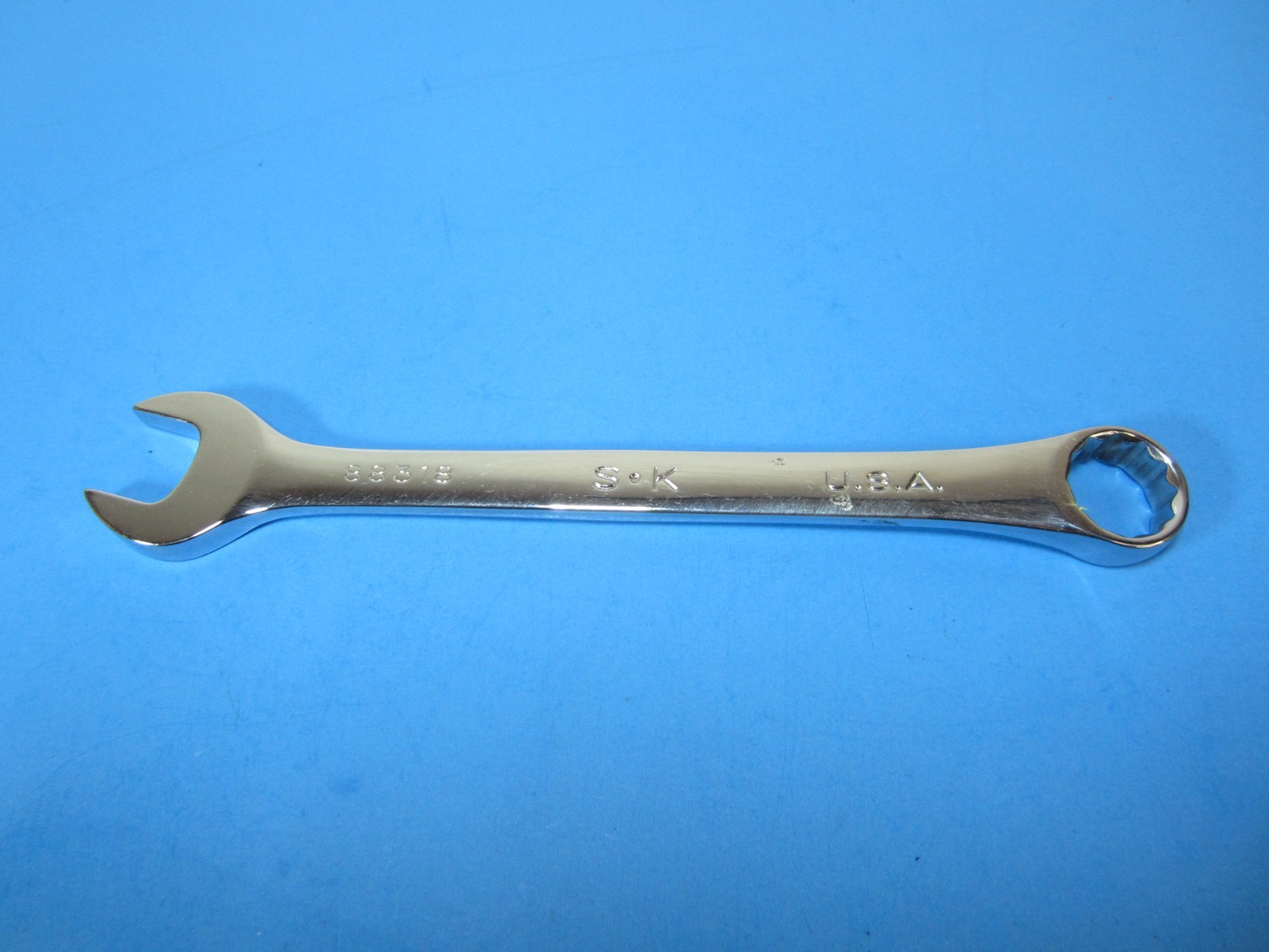 S.K. TOOLS * New Old Stock * 18mm 12-point # – 88318 Combination Wrench