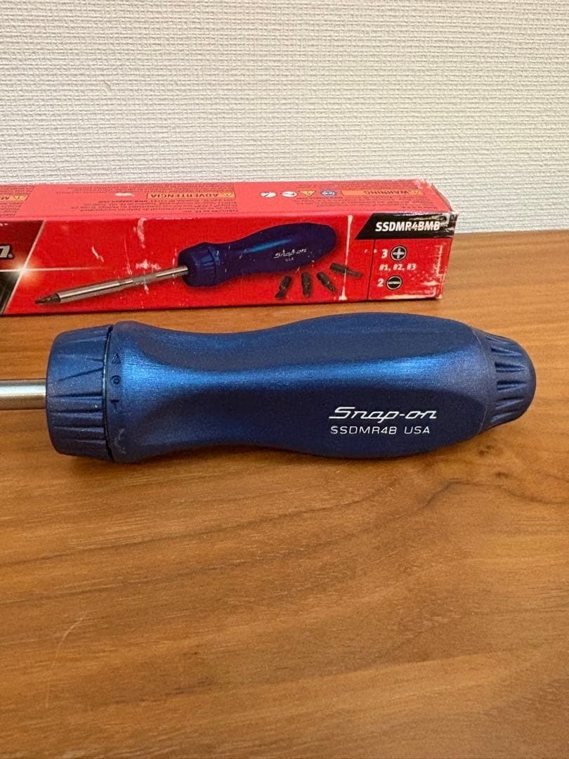 Snap-on SSDMR4B POWER BLUE Hard Handle Ratcheting Screwdriver w/Bits [Unused]