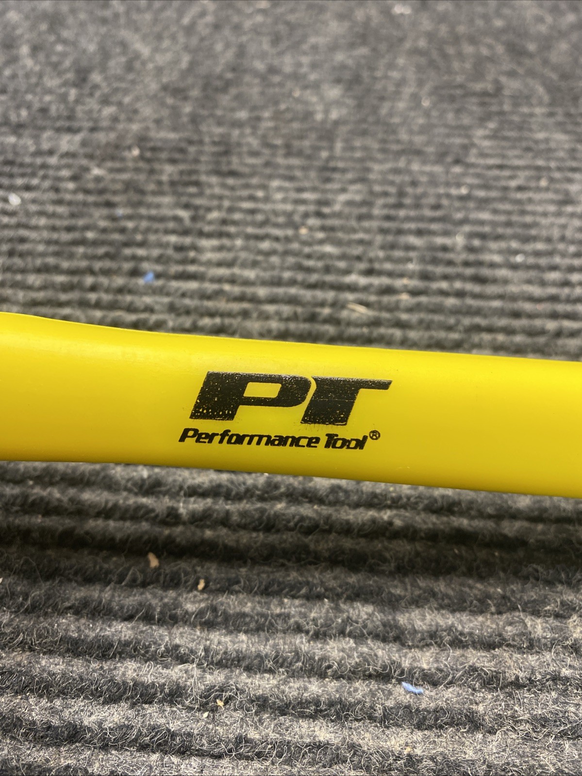 PERFORMANCE TOOL 16oz Ball Pein Hammer (Bulk) WILM7032B