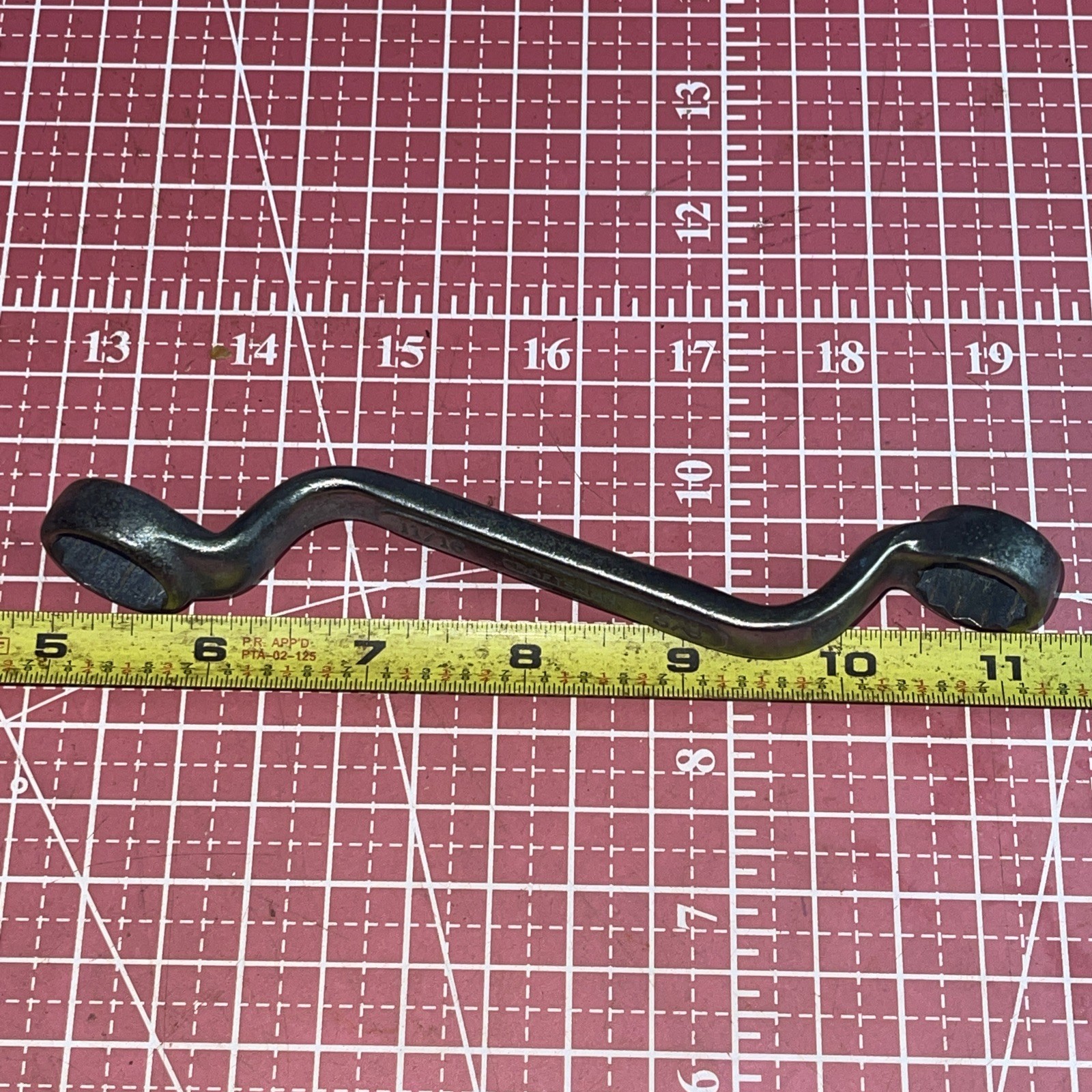 CRAFTSMAN USA 5/8 X 11/16 Deep Offset 12 Point Box End Wrench Stubby Underline