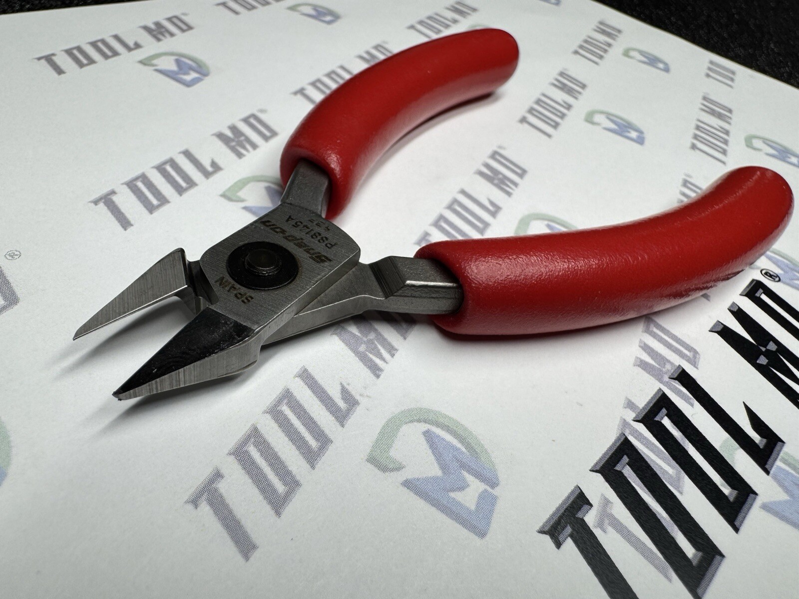 Snap-on Tools NEW RED Soft Grip Precision Oval Diagonal Cutting Pliers P88145A