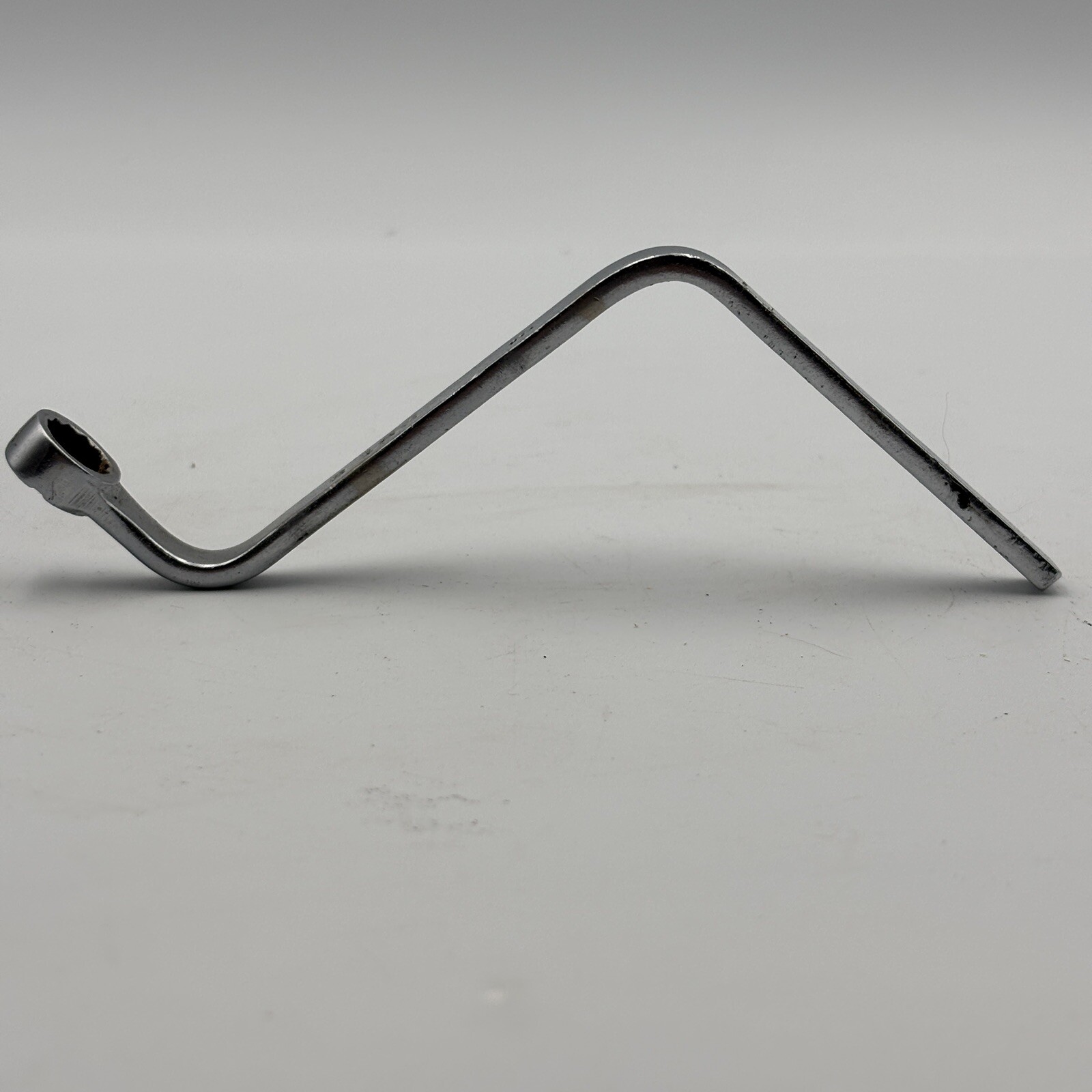 MAC Tools USA S156 10mm Metric VW German Auto Oil Cooler Obstruction Wrench