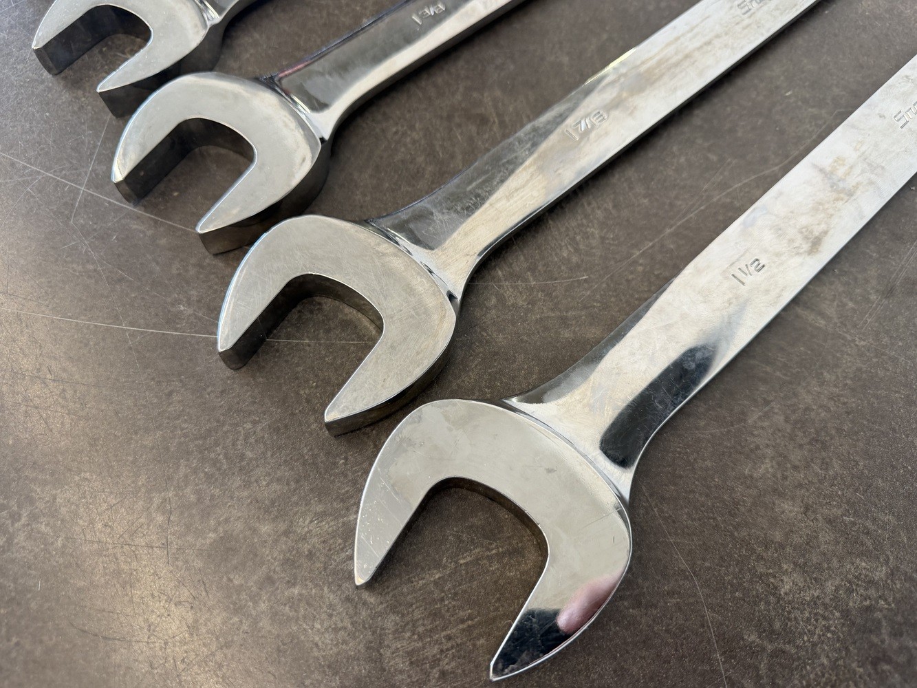 Snap On 6 Large SAE Wrenches 1-3/16″,1-1/4″, 1-5/16″, 1- 3/8″, 1-7/16″, 1-1/2″