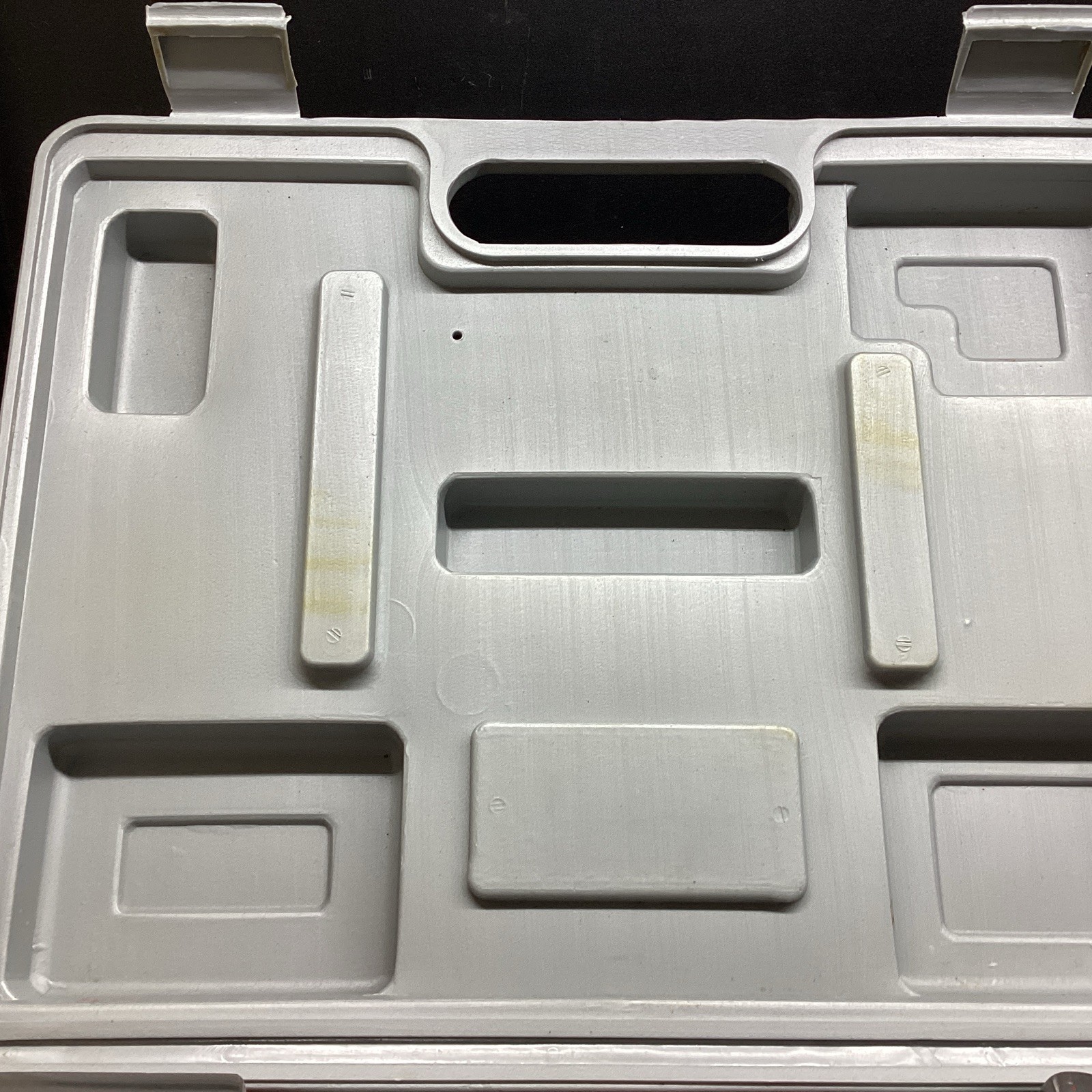 US General 7 Piece Body Fender Repair Set With Case Item 31277
