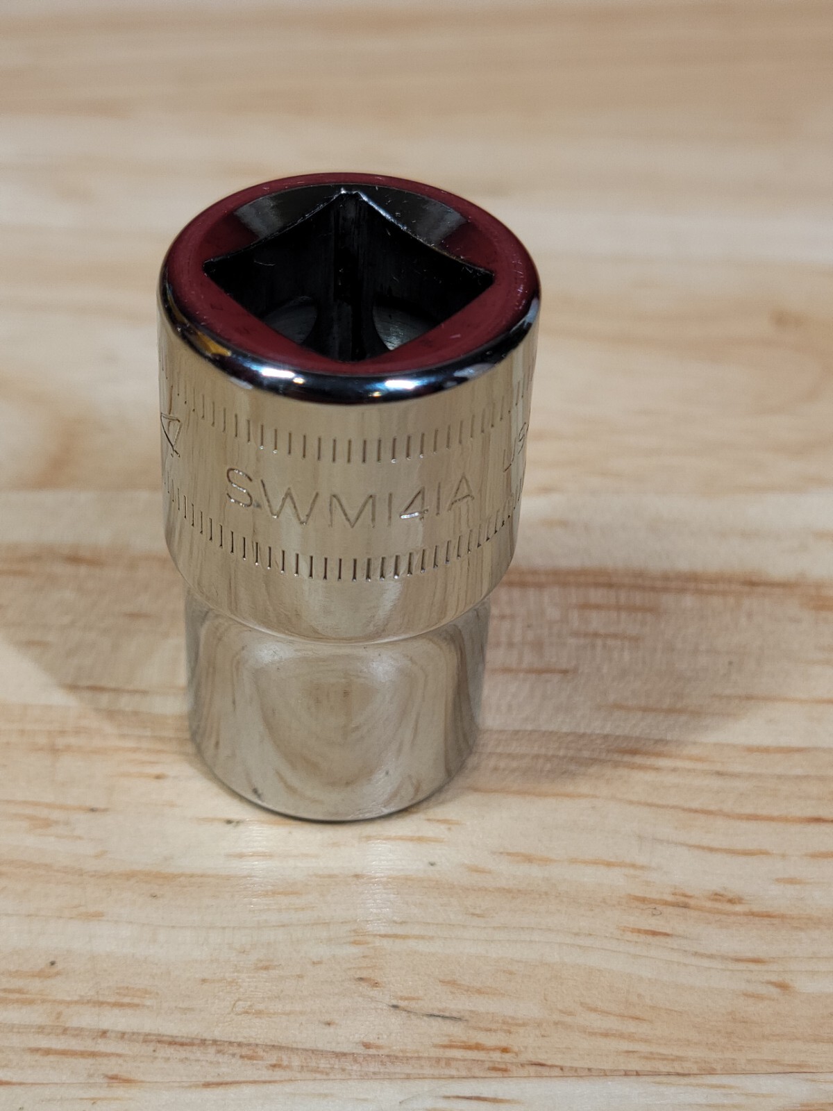 Snap-on Tools SWM141A 14mm 1/2″ Drive Metric 12-Point Shallow Socket