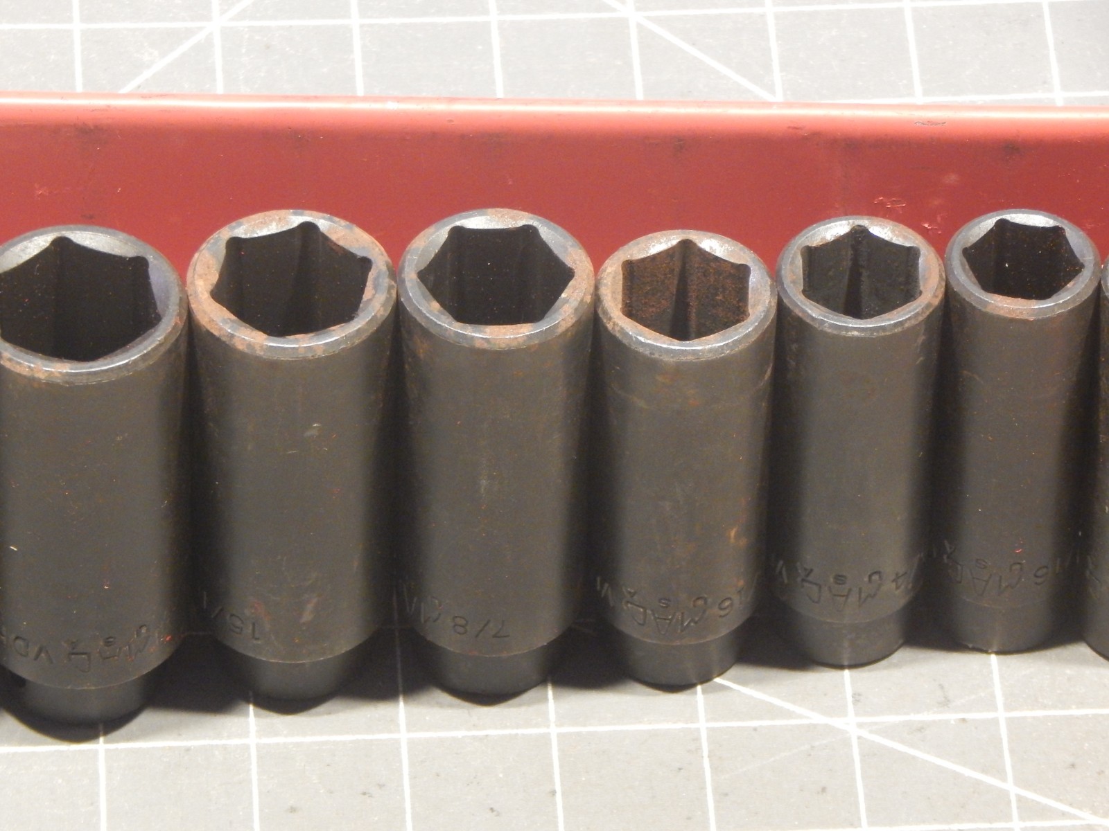 Mac 13Pc SAE 1/2 Drive Deep Impact Socket Set 7/16″ 1 1/4″ 6Pt Dr Metal Tray