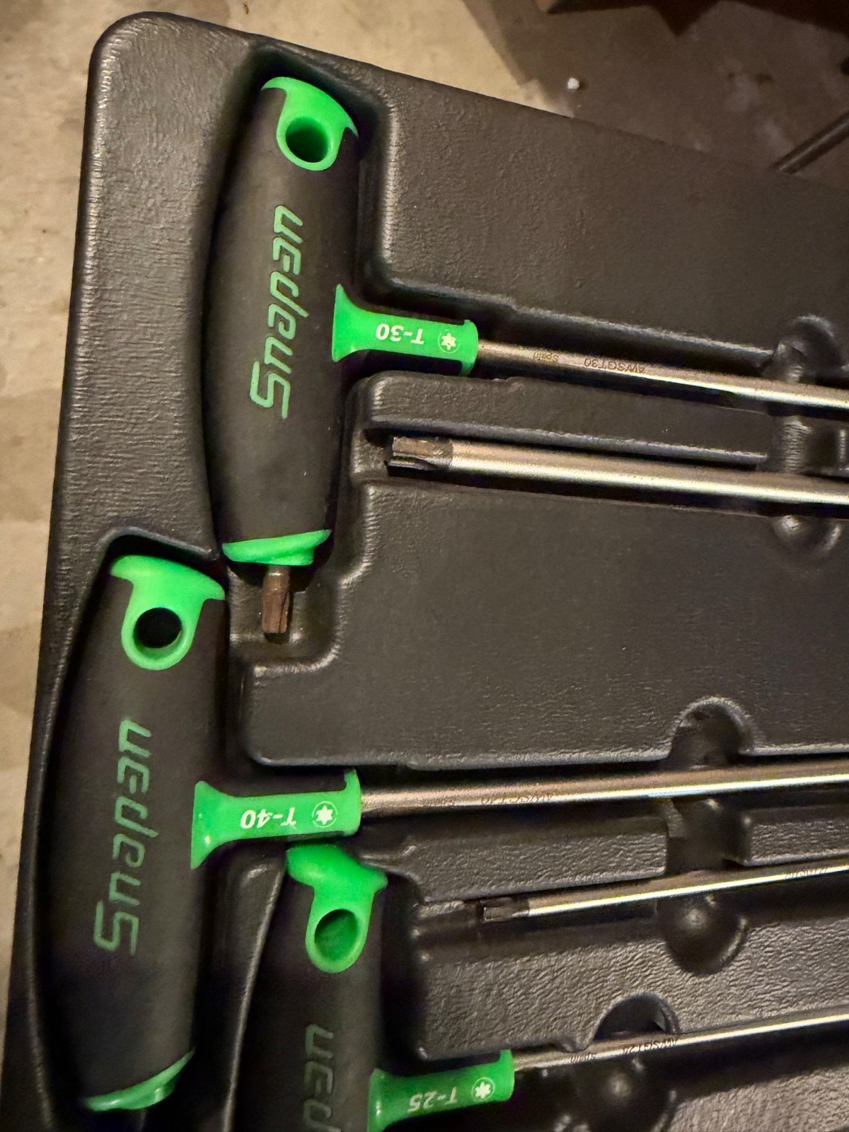 Snap-on 8 Piece Green Soft Grip T-Handle L-Shaped Torx Set T10-T45 AWSGT800A