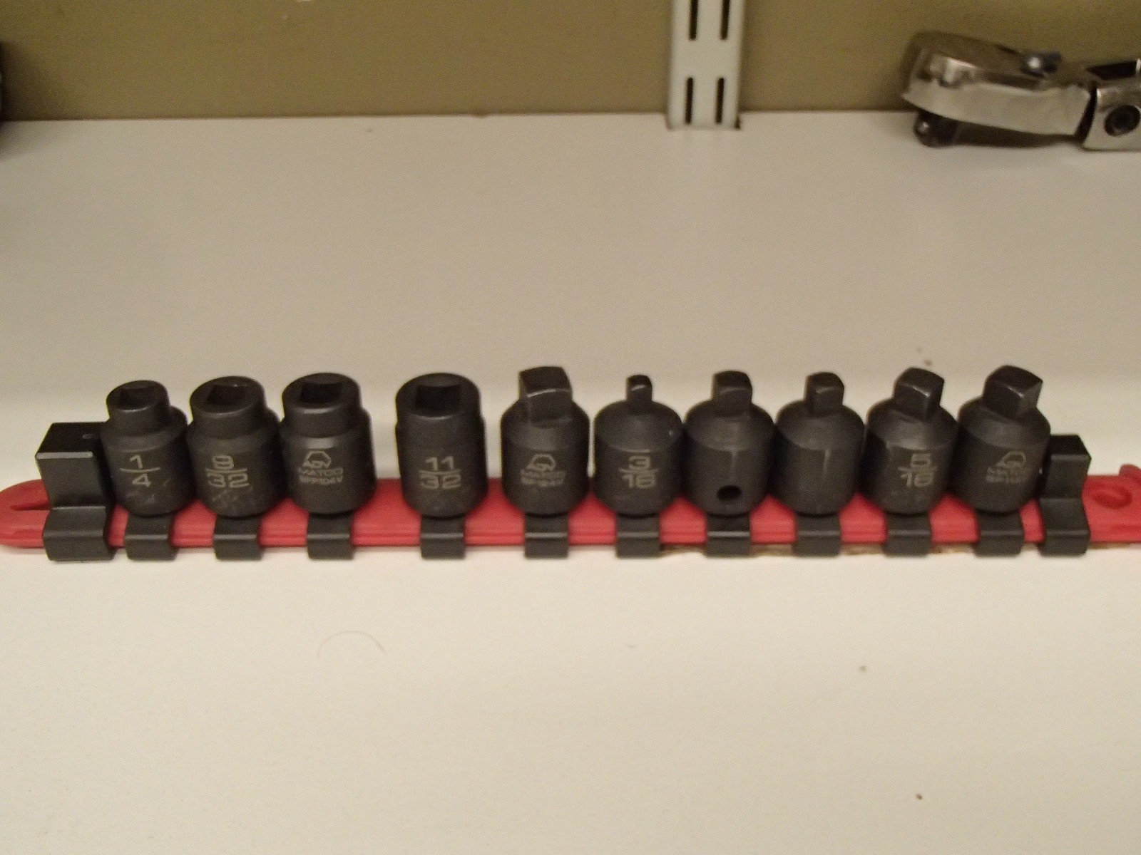 Matco Tools SBP114V 13/8″ Drive Pipe Plug Impact Socket set (missing 3/8 female)