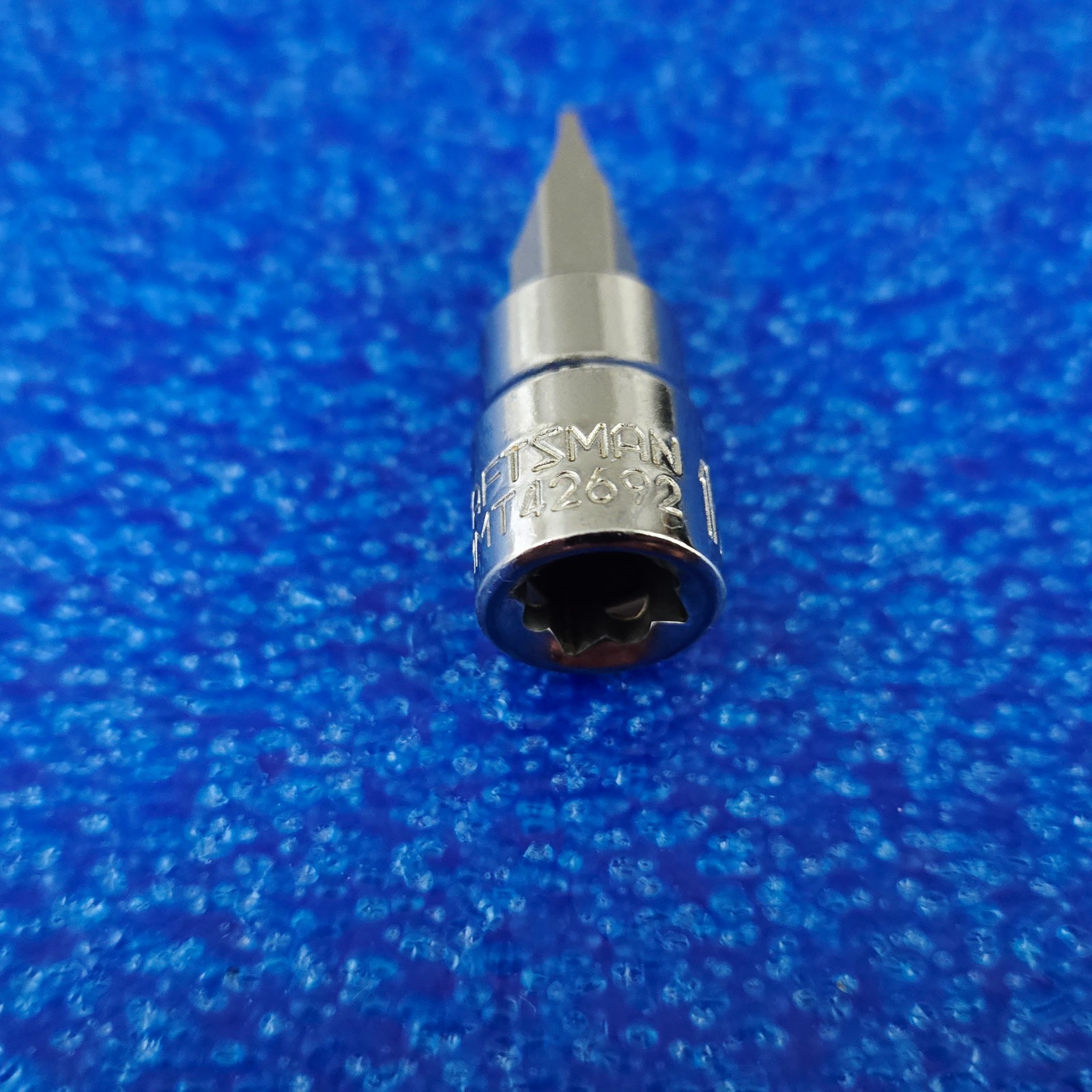 1/4″ NEW CRAFTSMAN FLAT/SLOTTED 1/4″ DRIVE SCREWDRIVER SOCKET P/N CMMT42692