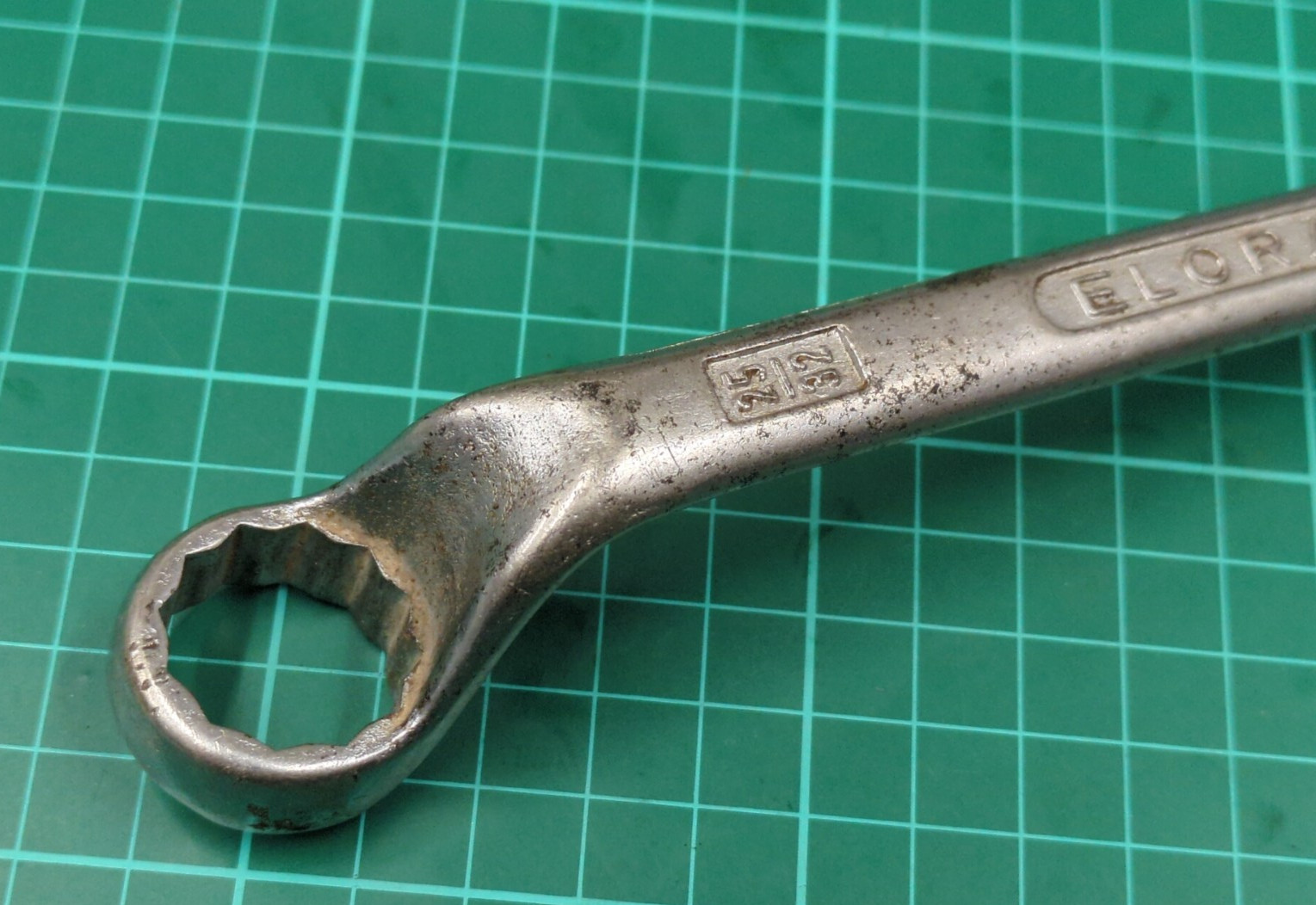 Vintage ELORA No.110 25/32″ x 3/4″ AF Offset Ring Spanner, Made In Germany