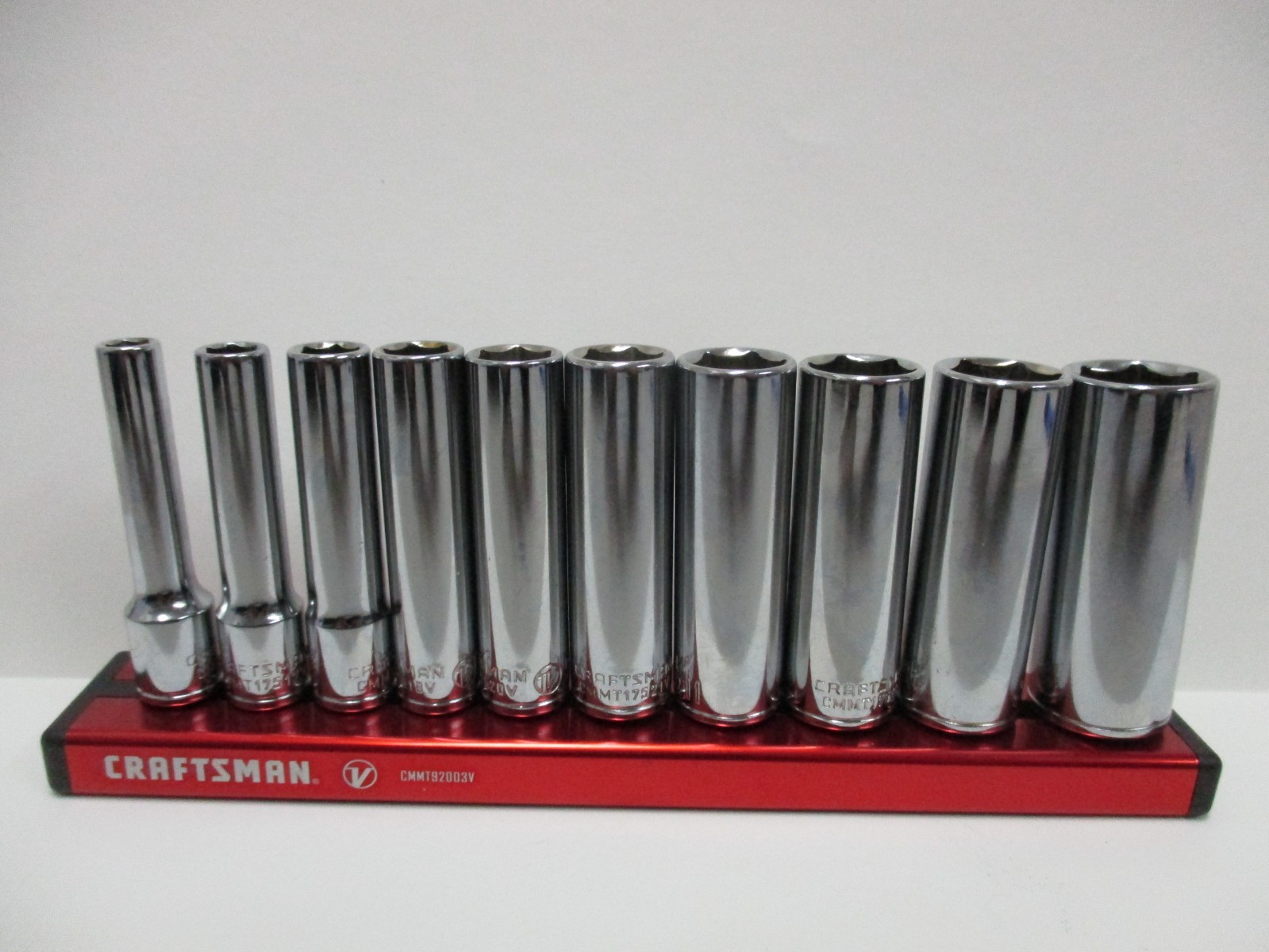 Craftsman 10pc 1/4″ Dr 6 Point Metric Deep Socket Set on Magnetic Rail CMMT17515