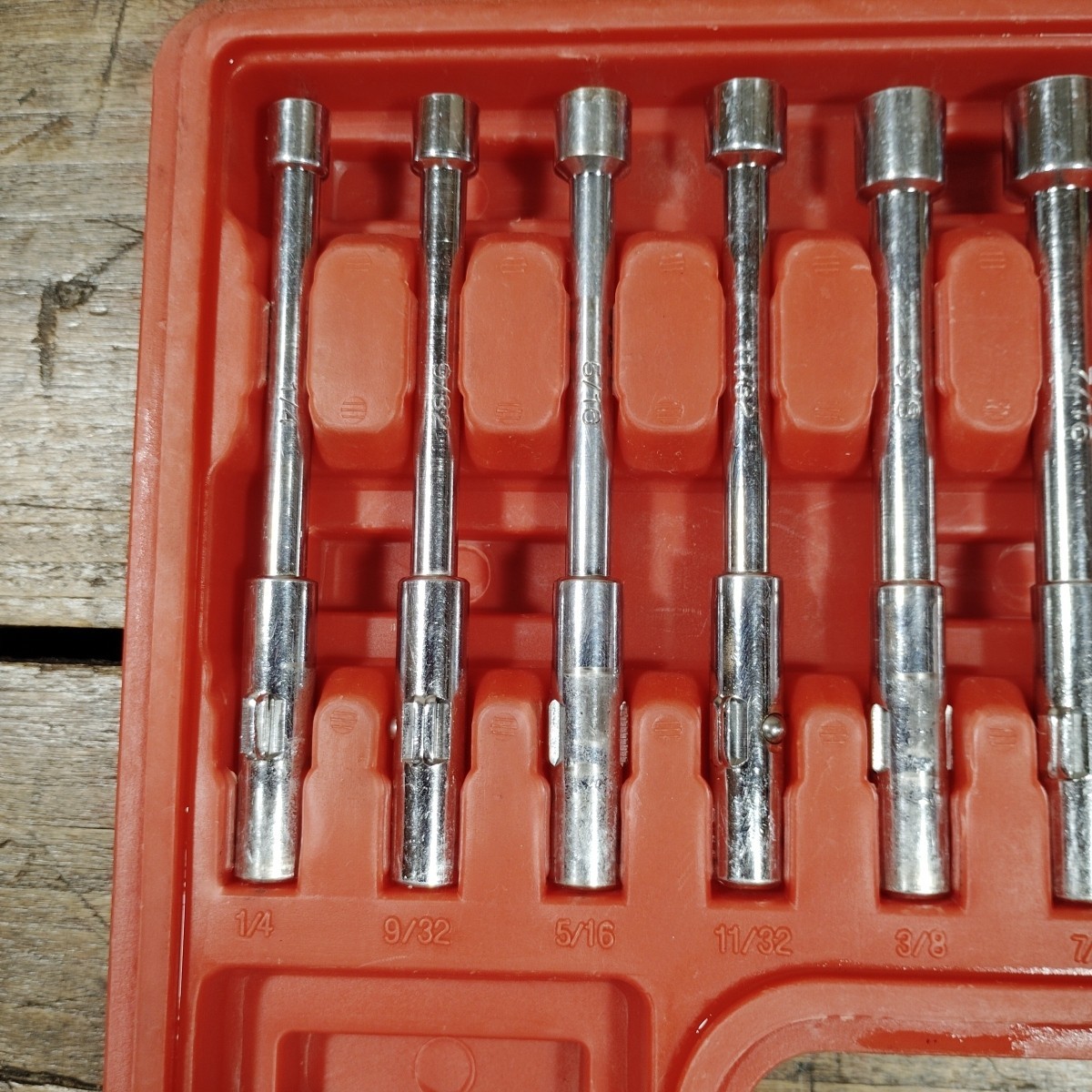 Mac Tools Standard SAE & Metric Nut Driver Set Holder Case